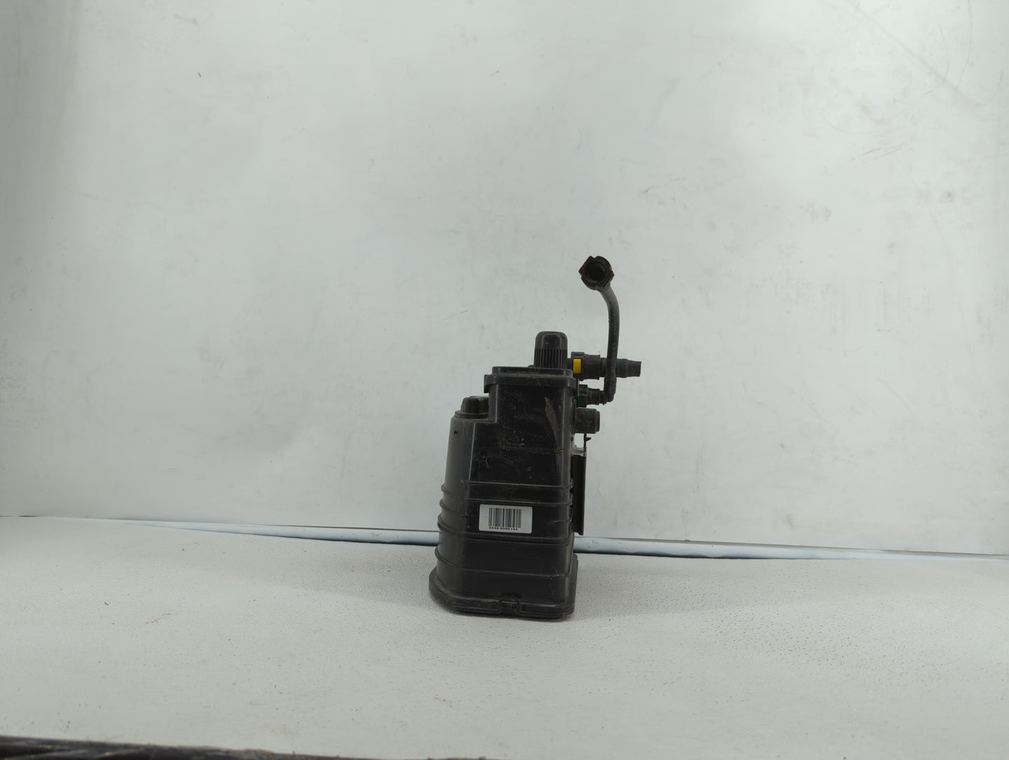 2013 Buick Lacrosse Fuel Vapor Charcoal Canister - Oemusedautoparts1.com