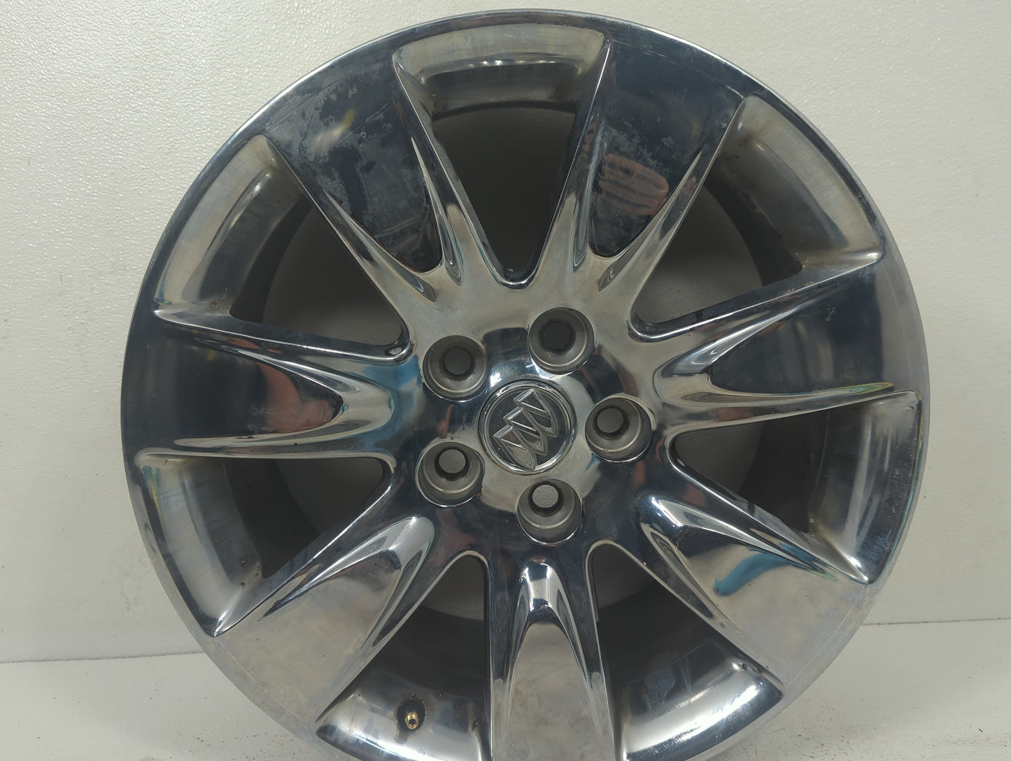 2013 Buick Lacrosse Oem Wheel Rim 5014971 - Oemusedautoparts1.com