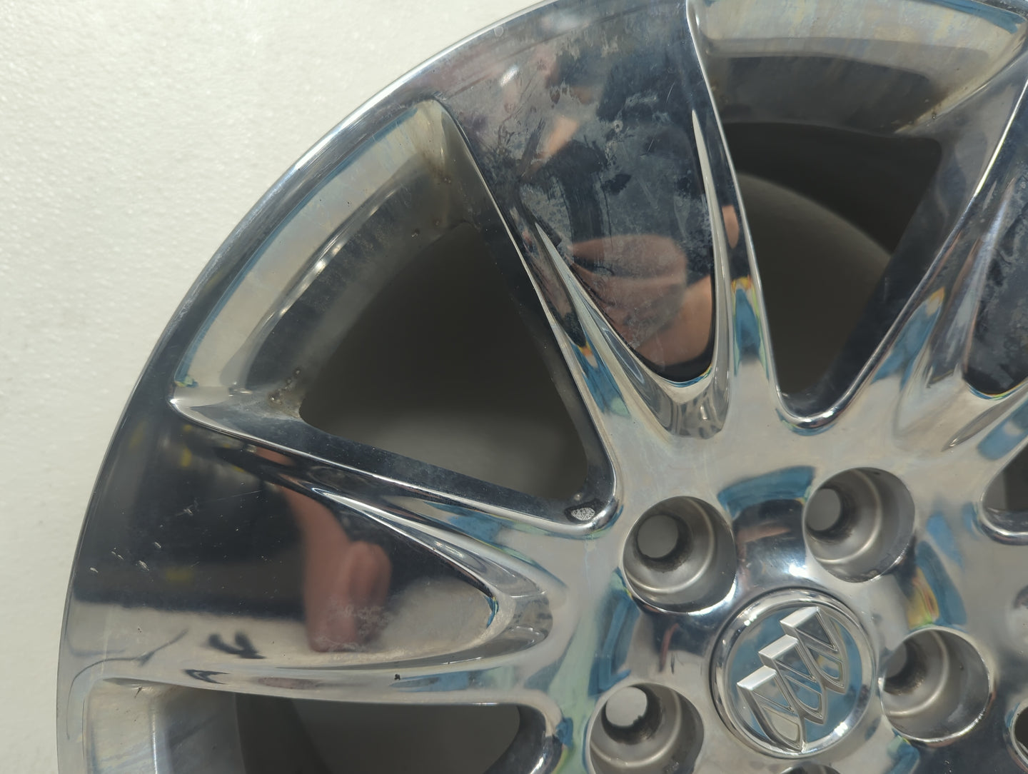 2013 Buick Lacrosse Oem Wheel Rim 5014971 - Oemusedautoparts1.com