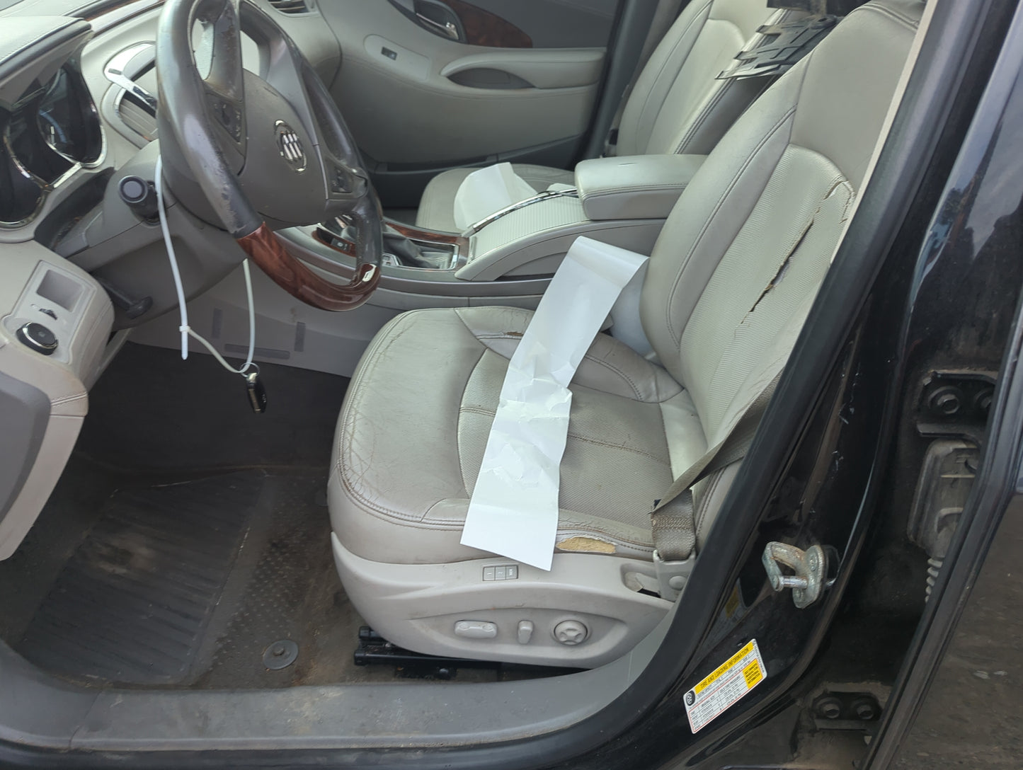 2012-2013 Buick Lacrosse Driver Front Seat Oem 5019929 - Oemusedautoparts1.com