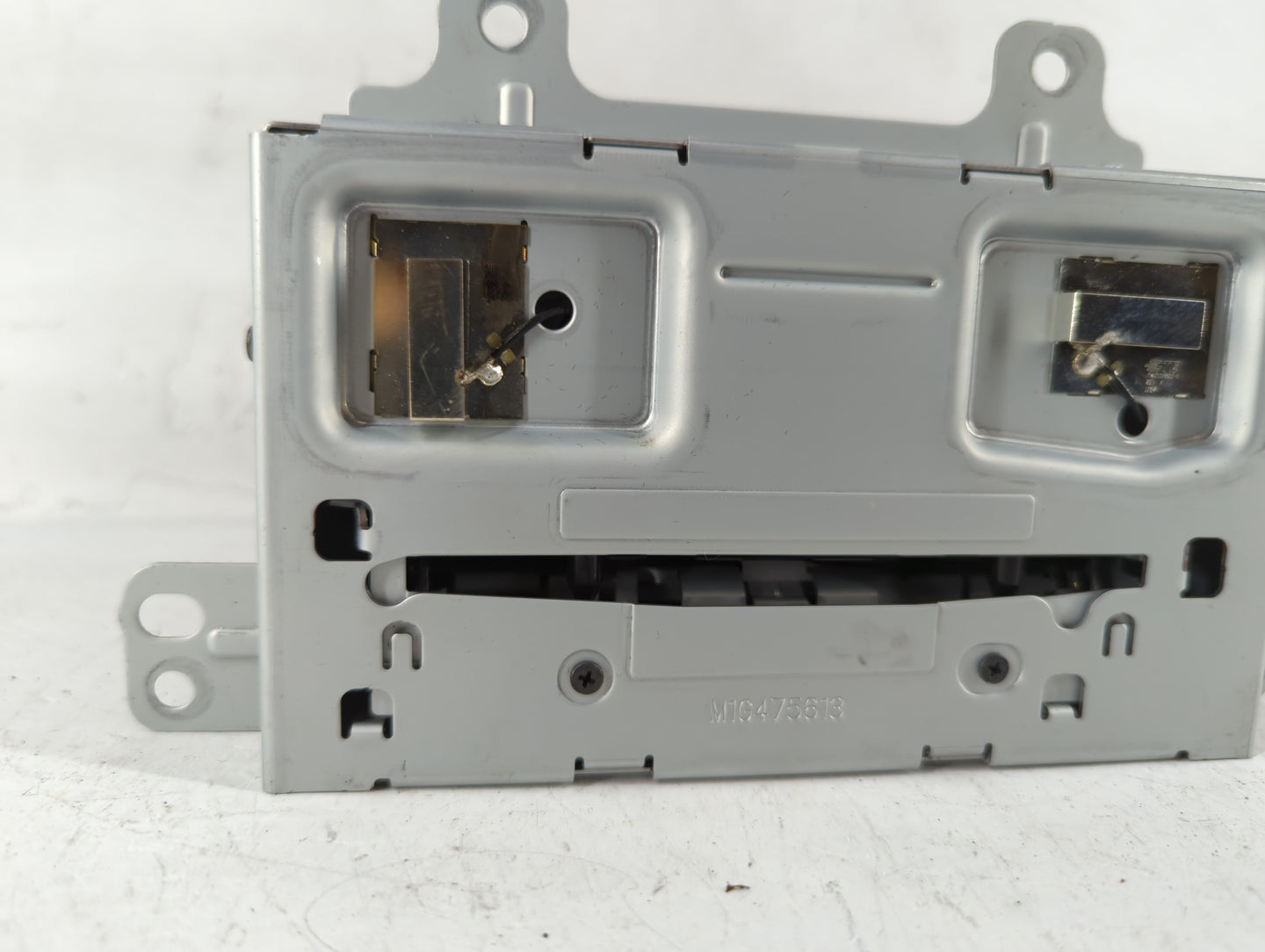 2013-2013 Buick Lacrosse Am Fm Cd Player Radio Receiver - Oemusedautoparts1.com