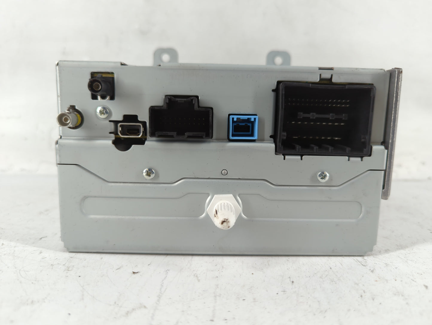 2013-2013 Buick Lacrosse Am Fm Cd Player Radio Receiver - Oemusedautoparts1.com