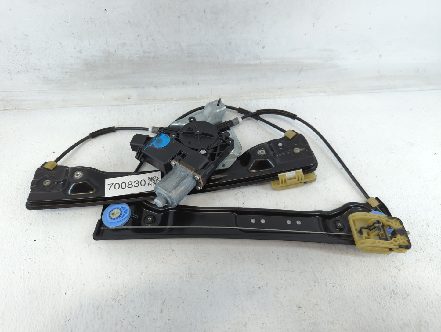 2011-2016 Buick Lacrosse Driver Left Front Window Regulator 700830 - Oemusedautoparts1.com