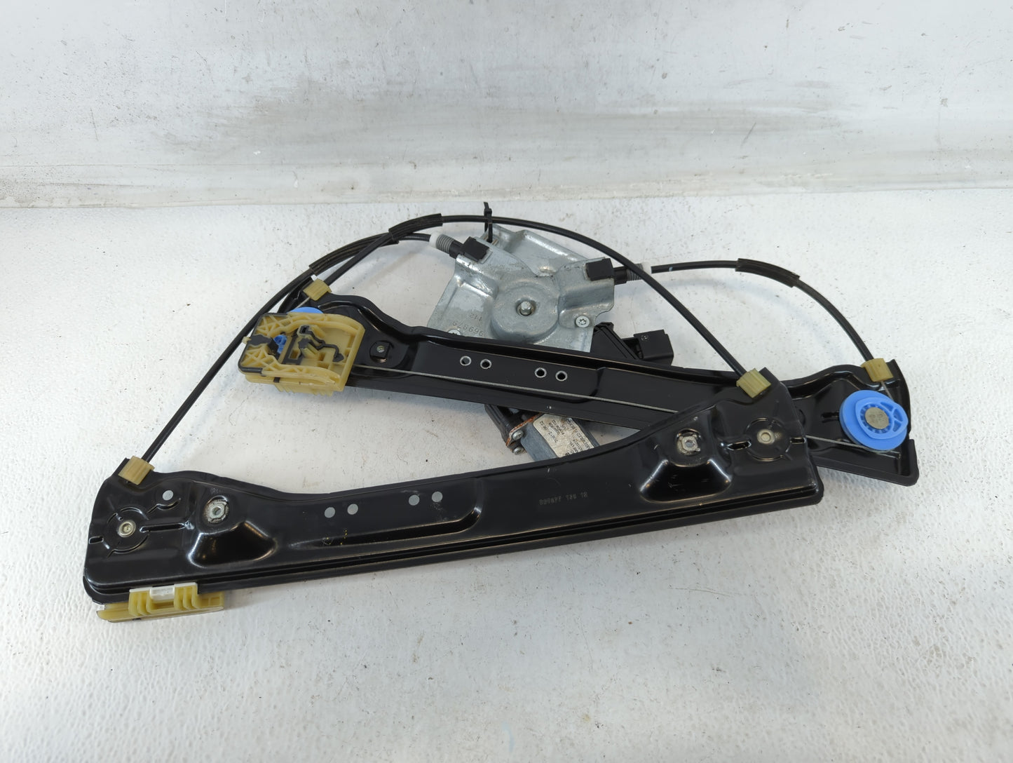 2011-2016 Buick Lacrosse Driver Left Front Window Regulator 700830 - Oemusedautoparts1.com