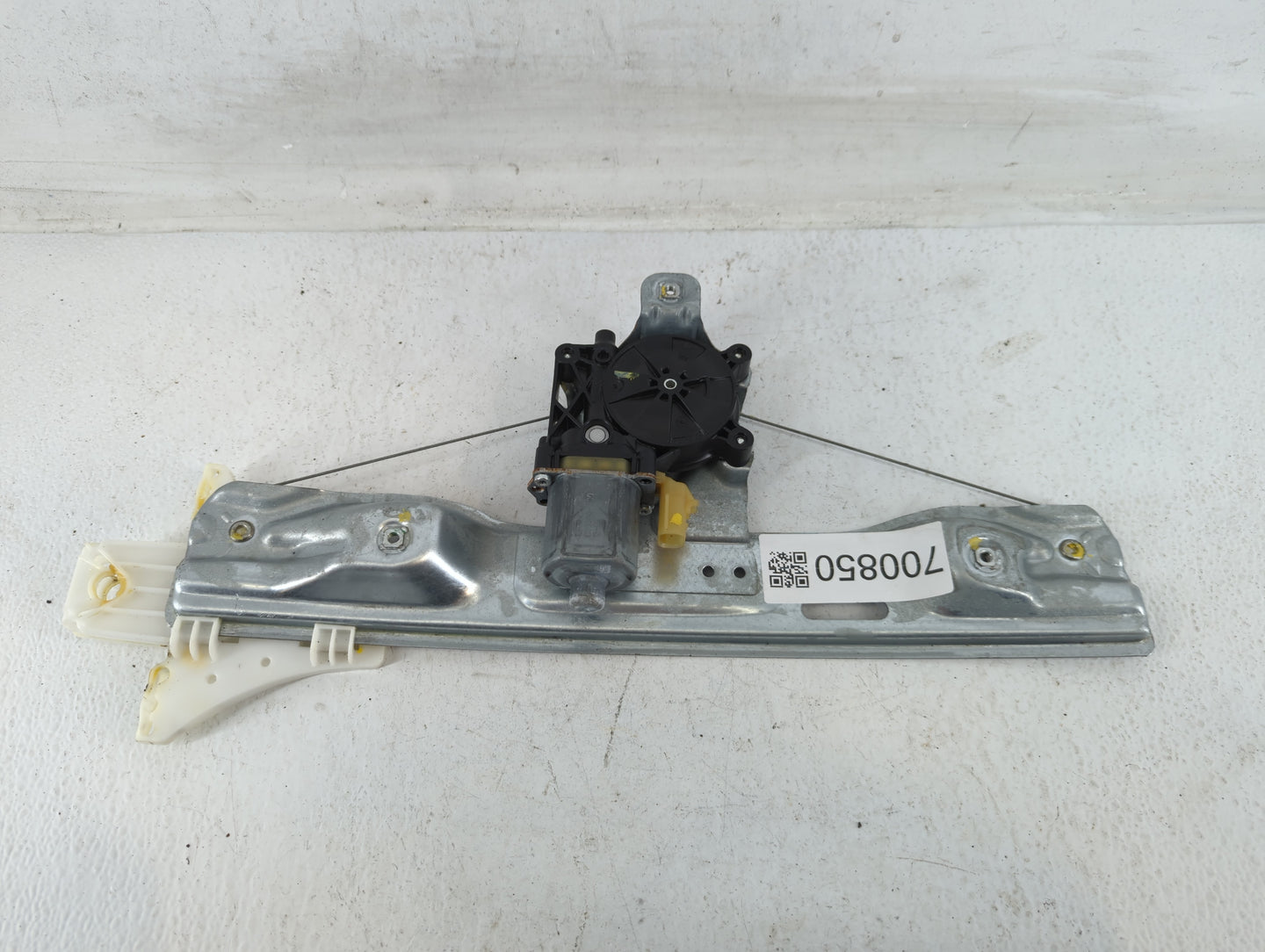2013-2016 Buick Lacrosse Driver Left Rear Window Regulator 700850 - Oemusedautoparts1.com