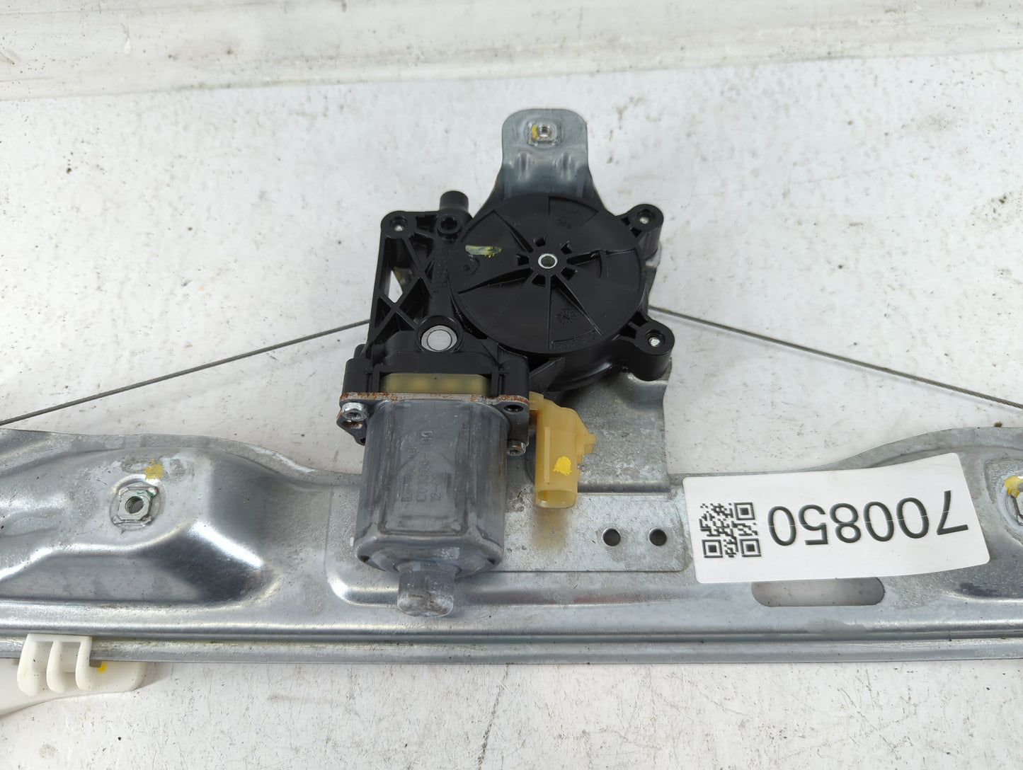 2013-2016 Buick Lacrosse Driver Left Rear Window Regulator 700850 - Oemusedautoparts1.com