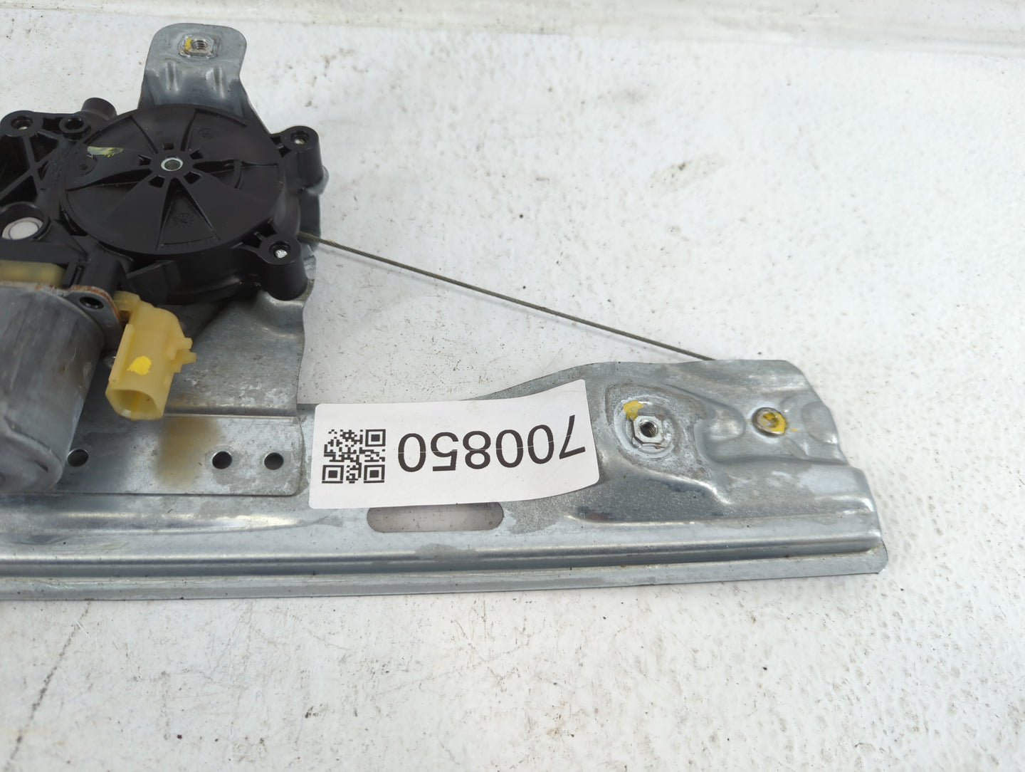 2013-2016 Buick Lacrosse Driver Left Rear Window Regulator 700850 - Oemusedautoparts1.com
