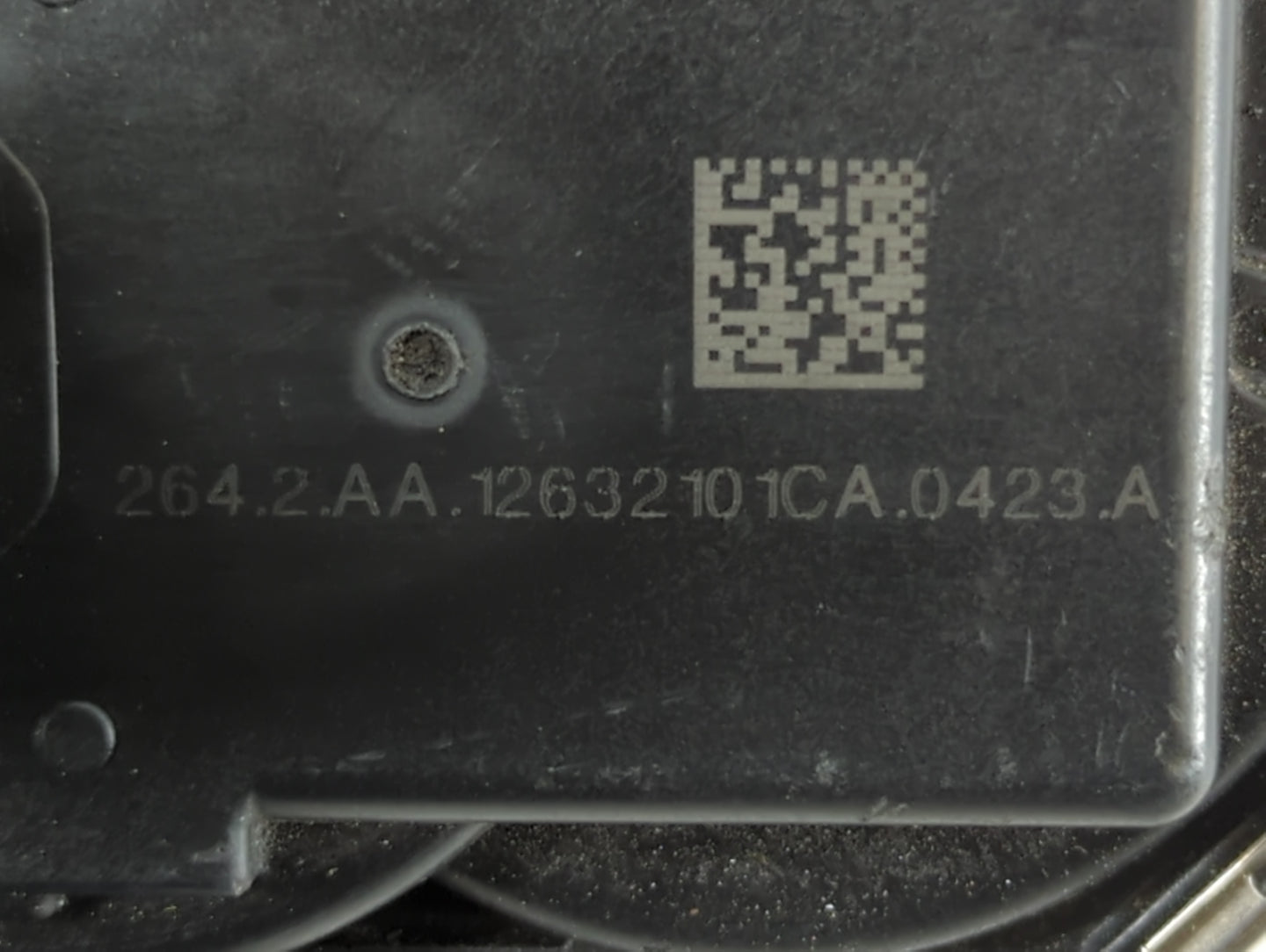 2012-2015 Buick Lacrosse Throttle Body P/N:12632101CA Fits Fits 2012 2013 2014 2015 OEM Used Auto Parts - Oemusedautoparts1.