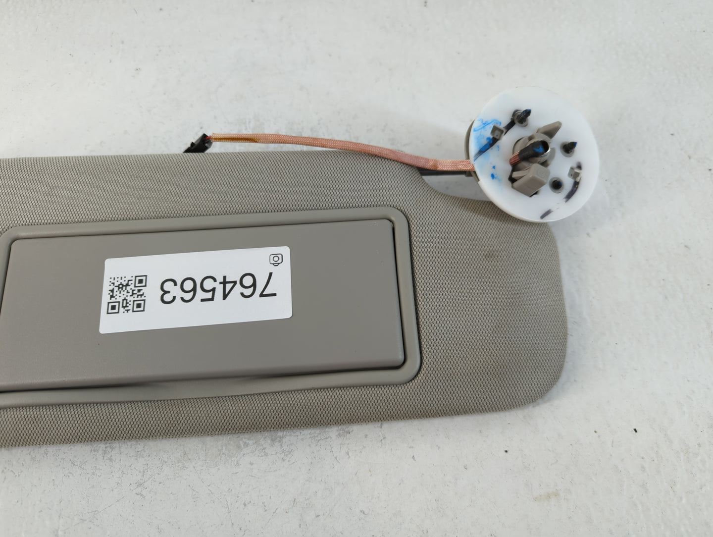 2010-2015 Buick Lacrosse Sun Visor Shade Replacement Passenger Right Mirror Fits Fits 2010 2011 2012 2013 2014 2015 OEM Used