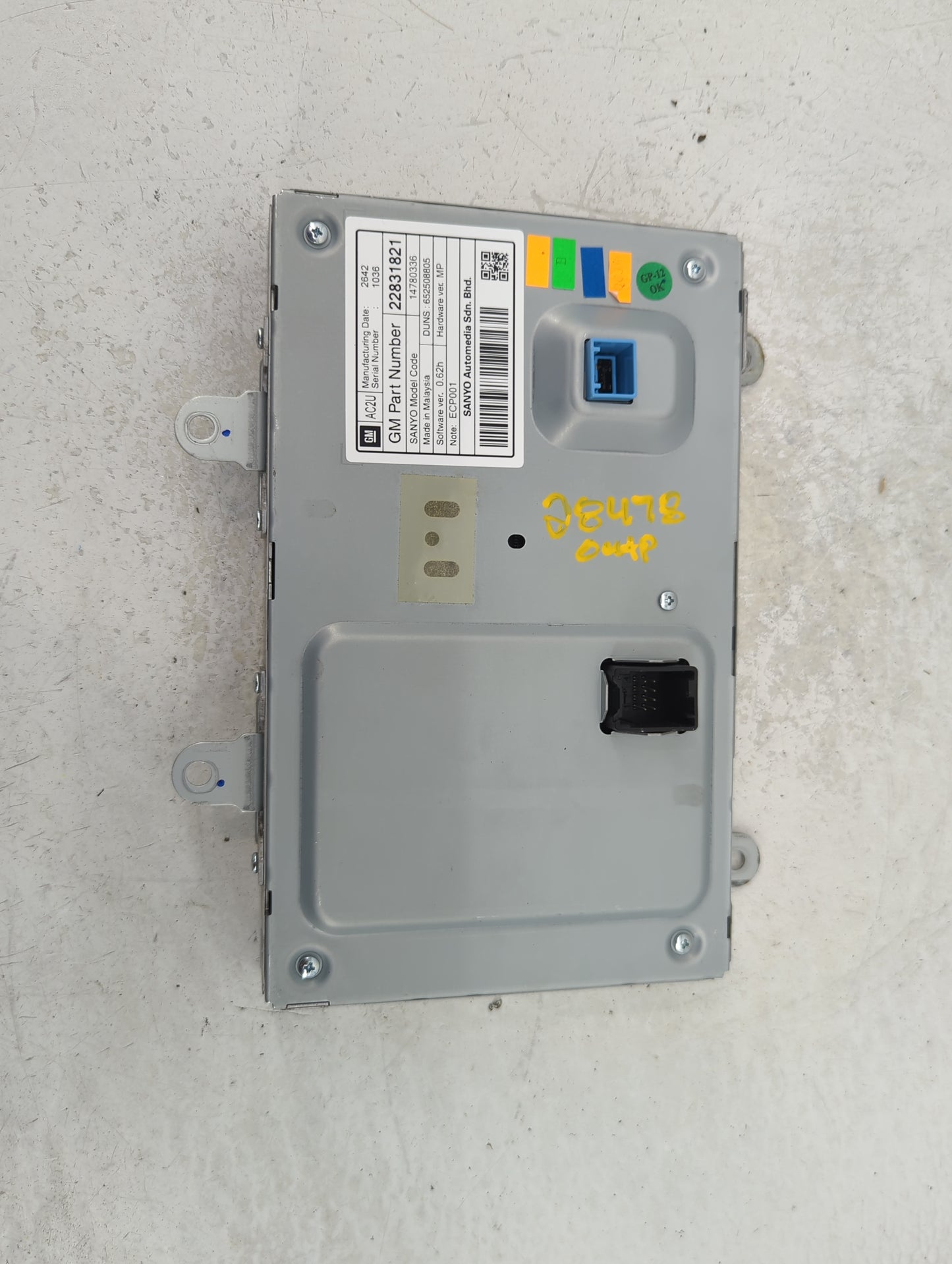 2010-2013 Buick Lacrosse Information Display Screen - Oemusedautoparts1.com