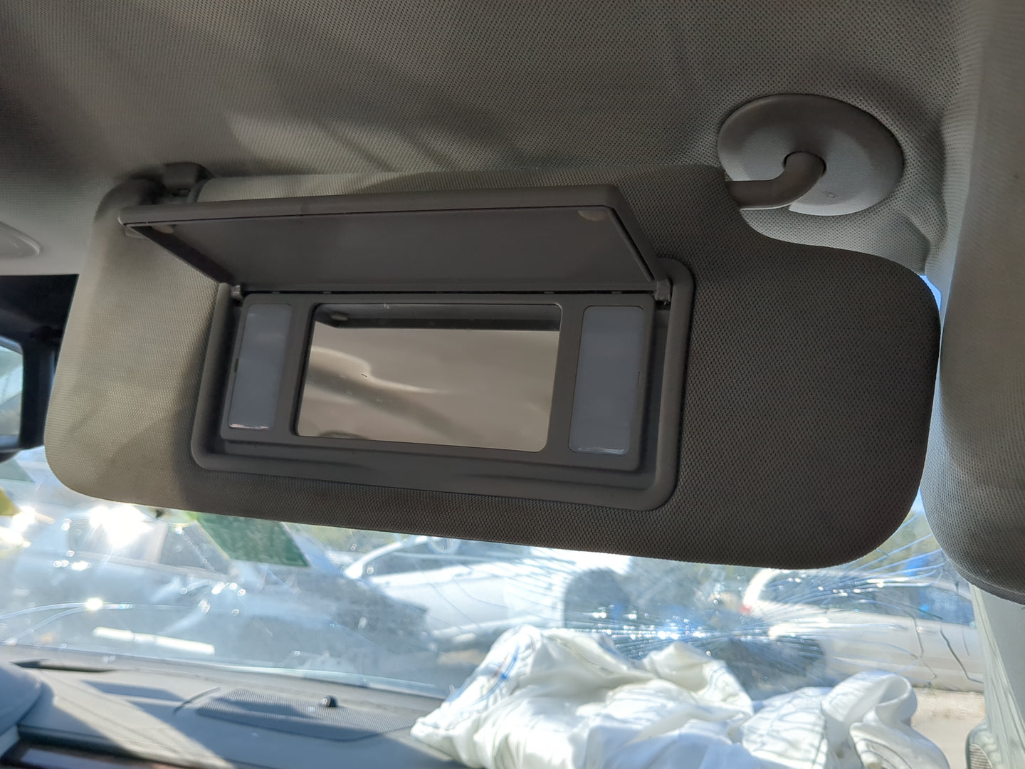 2010-2015 Buick Lacrosse Sun Visor Shade Replacement Passenger Right Mirror Fits Fits 2010 2011 2012 2013 2014 2015 OEM Used