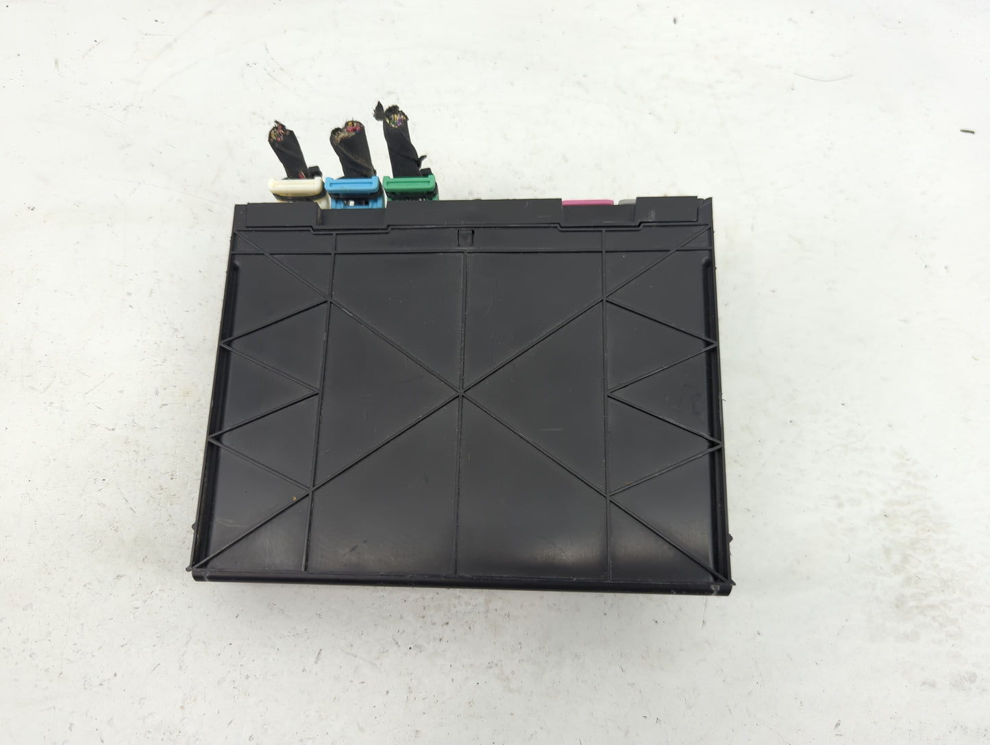 2012-2013 Buick Lacrosse Body Control Module Bcm Inner Cabin Fuse Box - Oemusedautoparts1.com