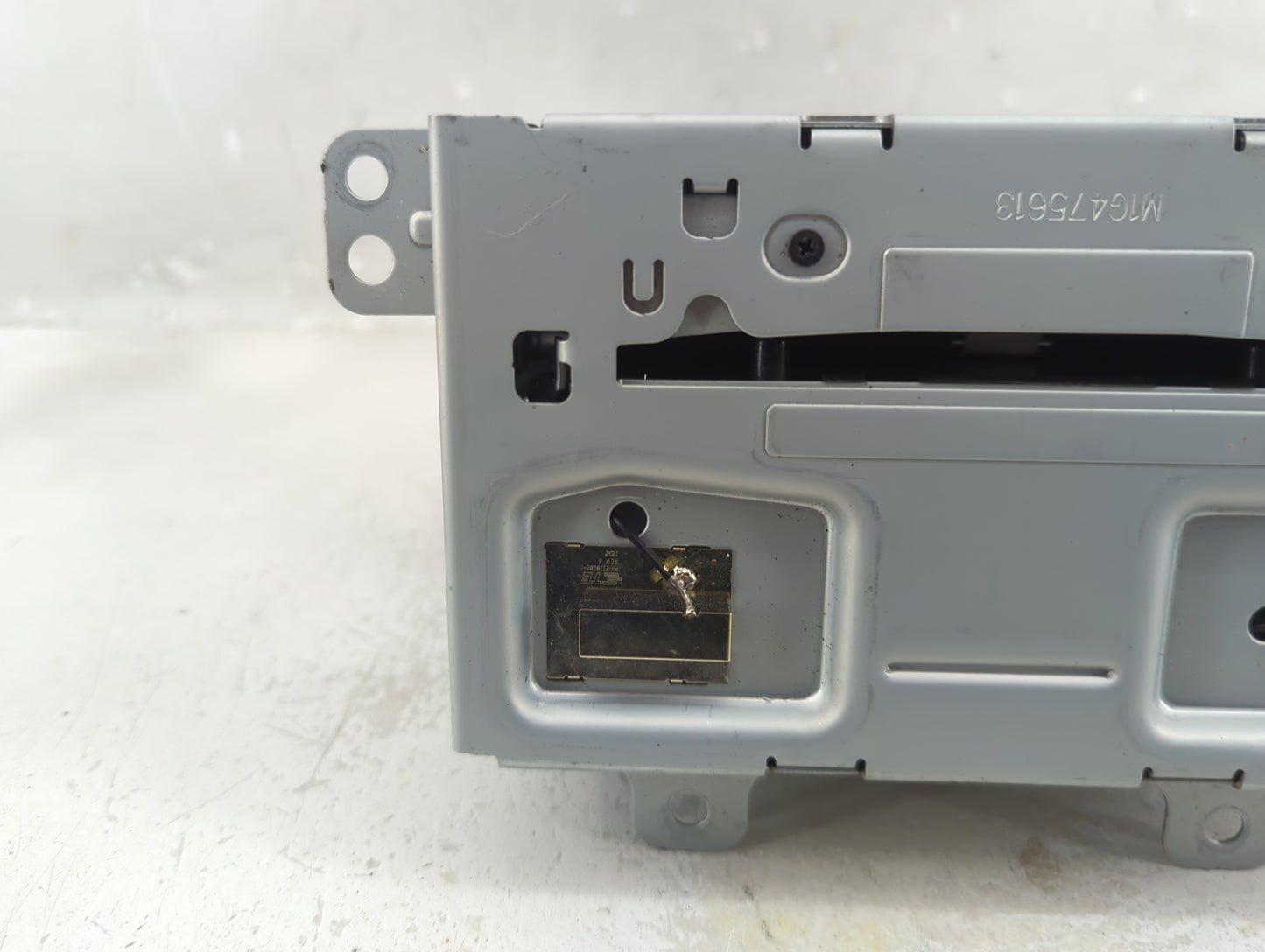 2013 Buick Lacrosse Radio AM FM Cd Player Receiver Replacement Fits OEM Used Auto Parts - Oemusedautoparts1.com