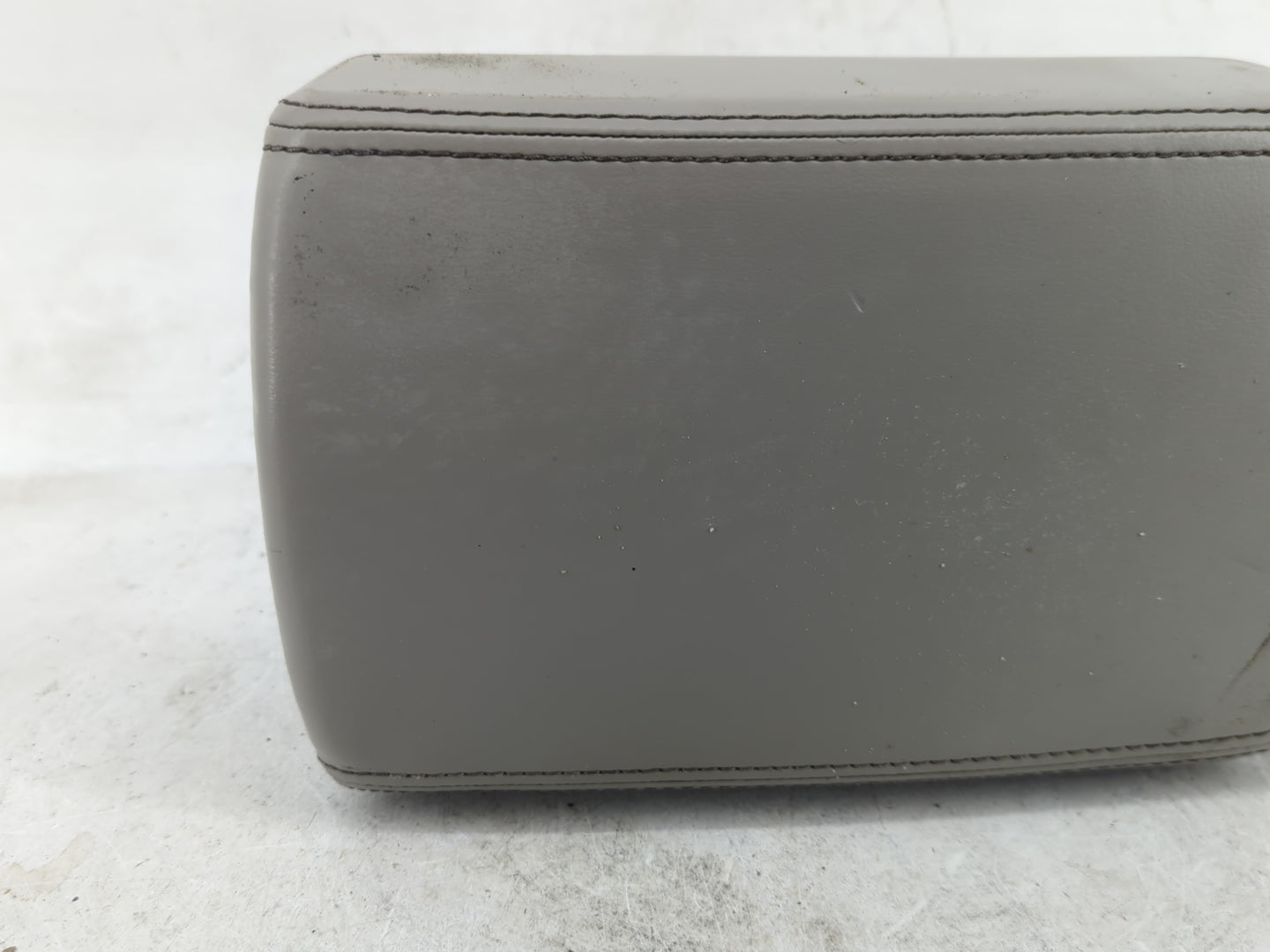 2012-2013 Buick Lacrosse Center Console Armrest Cover Lid Fits Fits 2012 2013 OEM Used Auto Parts - Oemusedautoparts1.com