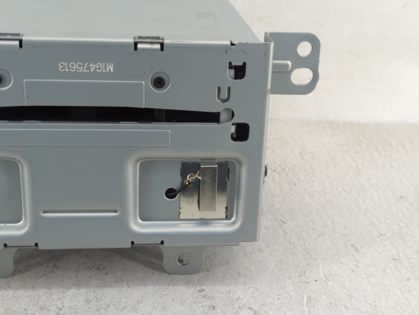 2013 Buick Regal Radio AM FM Cd Player Receiver Replacement P/N:22979837 Fits OEM Used Auto Parts - Oemusedautoparts1.com