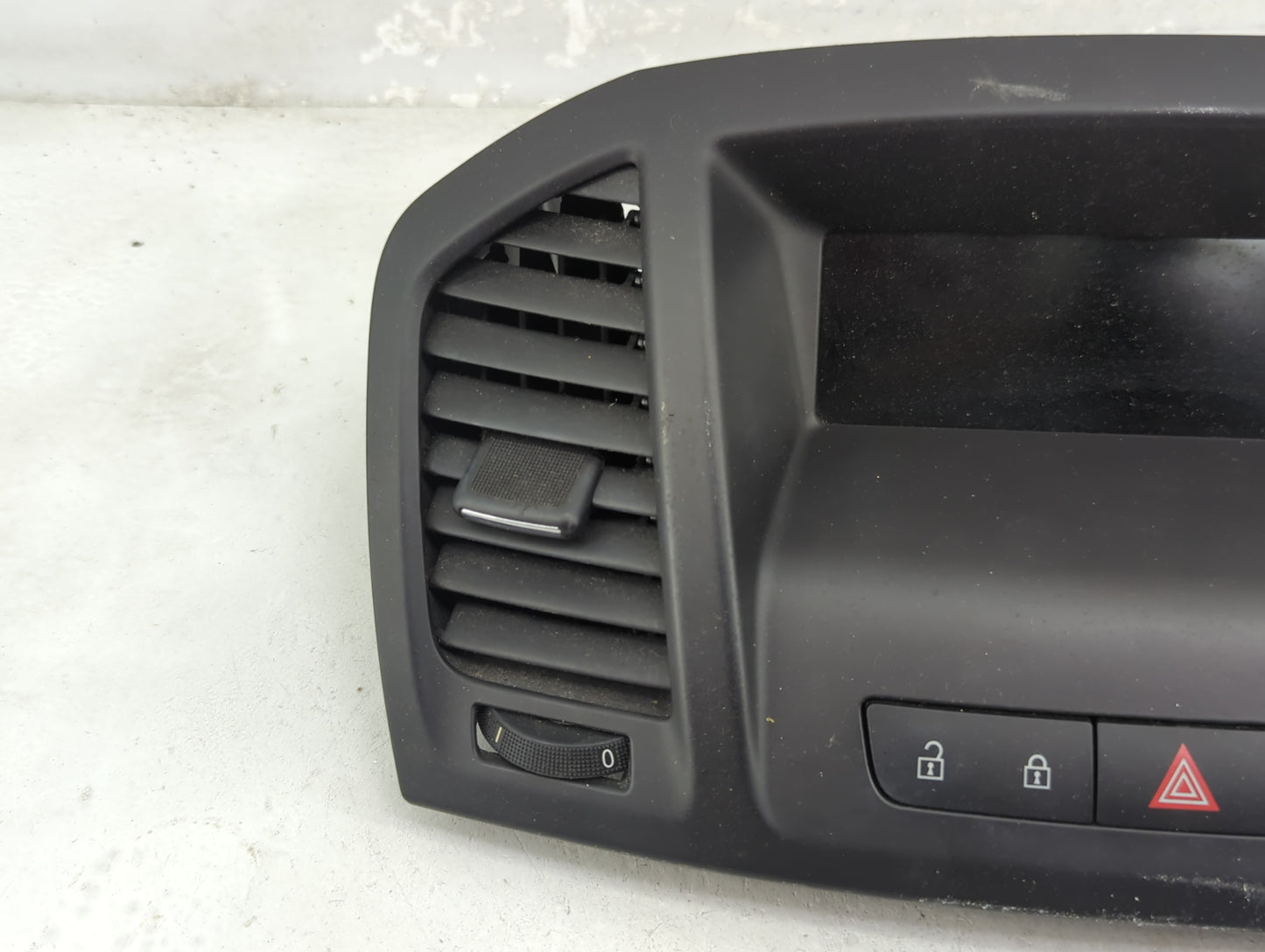 2012-2013 Buick Regal Information Display Screen - Oemusedautoparts1.com