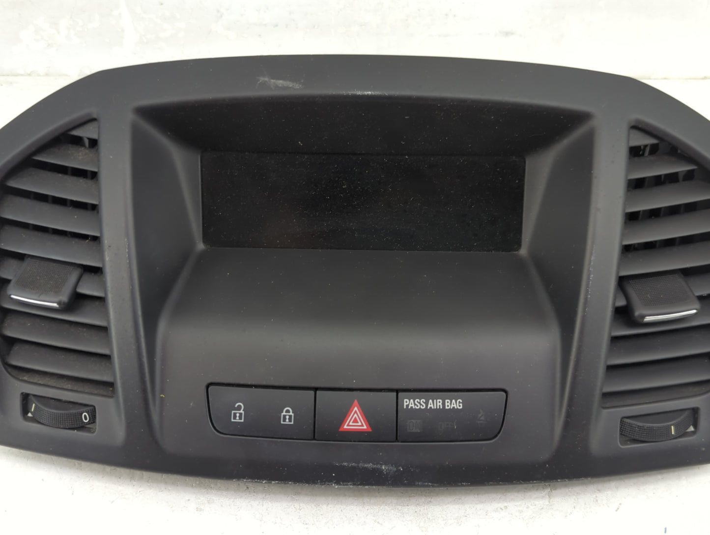2012-2013 Buick Regal Information Display Screen - Oemusedautoparts1.com