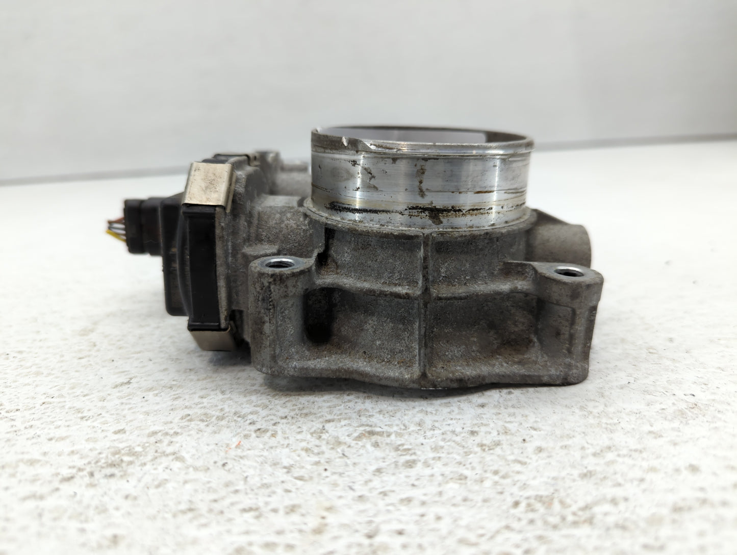 2012-2015 Buick Regal Throttle Body P/N:12632101CA Fits Fits 2012 2013 2014 2015 OEM Used Auto Parts - Oemusedautoparts1.com