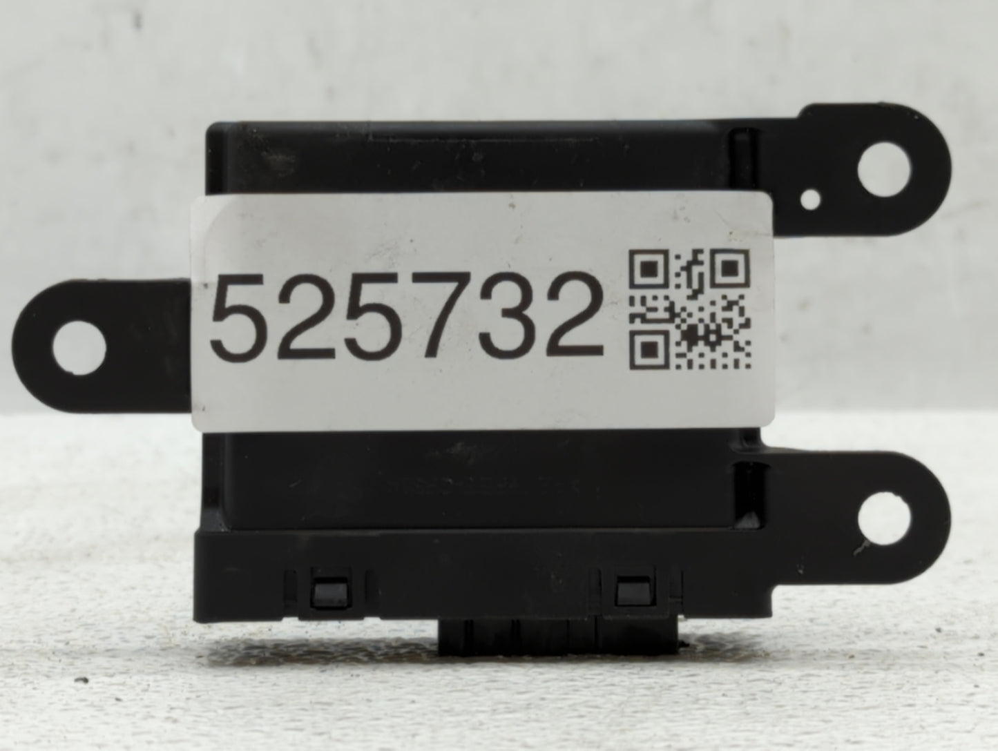 2013-2017 Buick Regal Chassis Control Module Ccm Bcm Body Control - Oemusedautoparts1.com