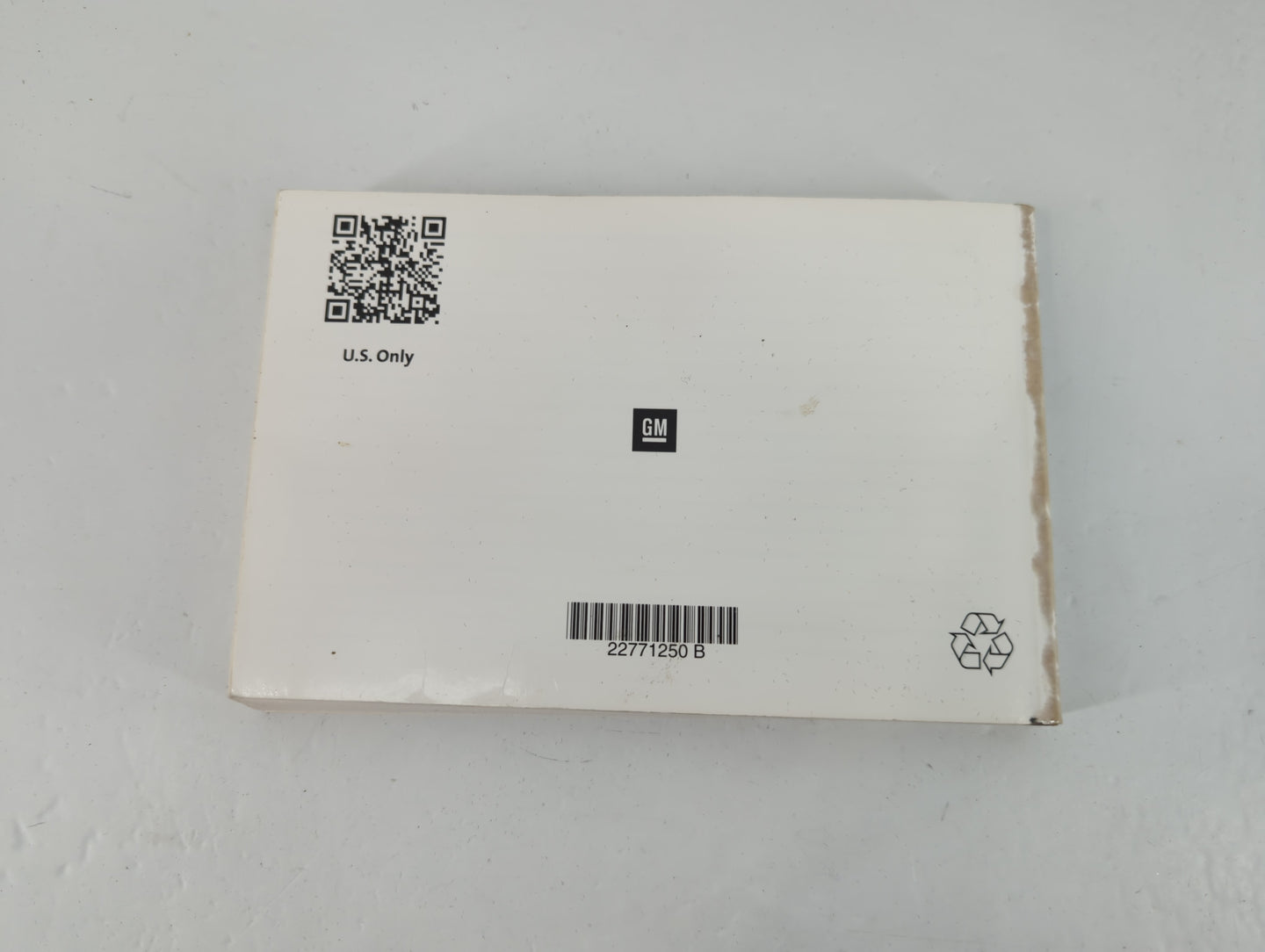 2013 Buick Regal Owners Manual Book Guide P/N:22771250 B OEM Used Auto Parts - Oemusedautoparts1.com