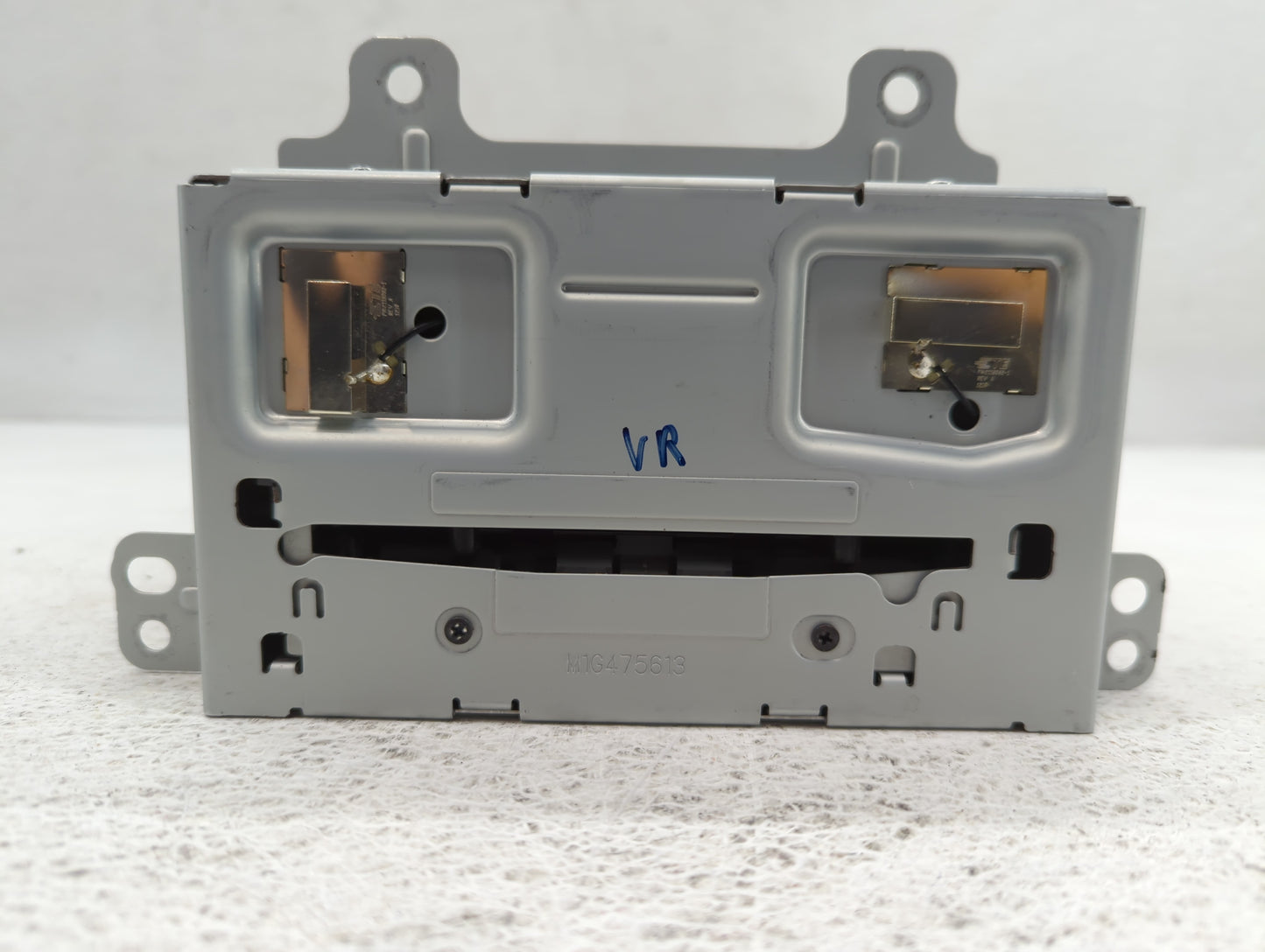 2013-2013 Buick Regal Am Fm Cd Player Radio Receiver - Oemusedautoparts1.com