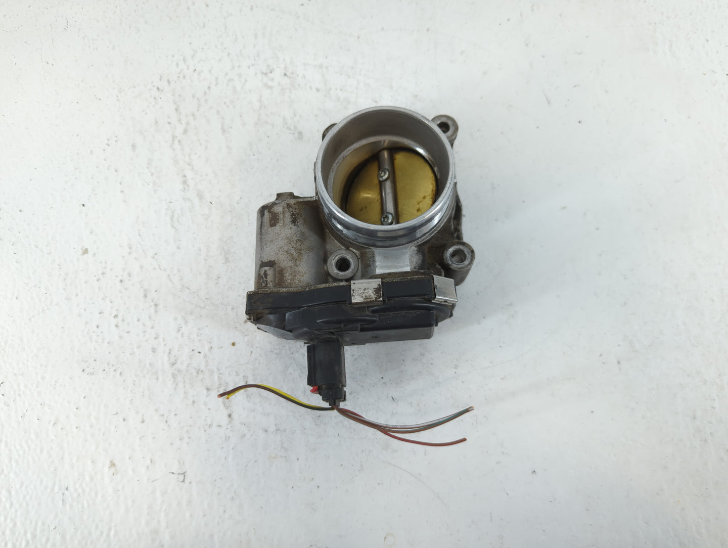 2012-2013 Buick Regal Throttle Body P/N:126394521 Fits Fits 2012 2013 2014 2015 OEM Used Auto Parts - Oemusedautoparts1.com