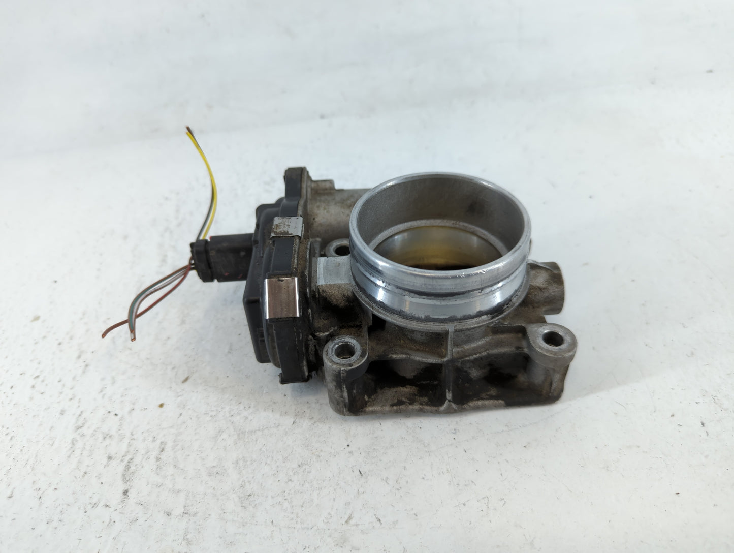 2012-2013 Buick Regal Throttle Body P/N:126394521 Fits Fits 2012 2013 2014 2015 OEM Used Auto Parts - Oemusedautoparts1.com