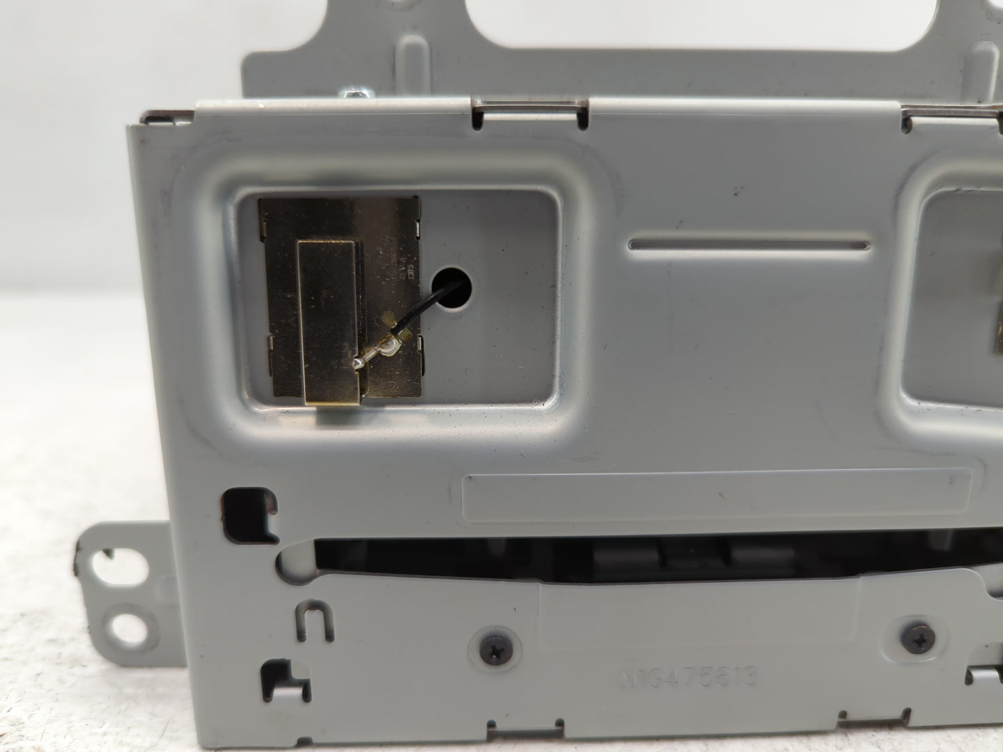 2013-2013 Buick Regal Am Fm Cd Player Radio Receiver - Oemusedautoparts1.com