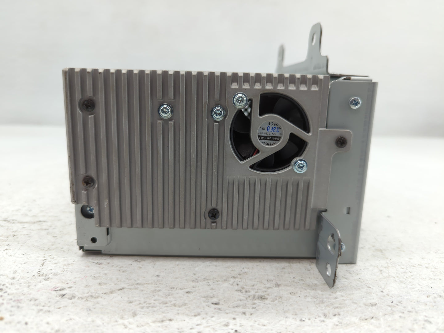 2013-2013 Buick Regal Am Fm Cd Player Radio Receiver - Oemusedautoparts1.com