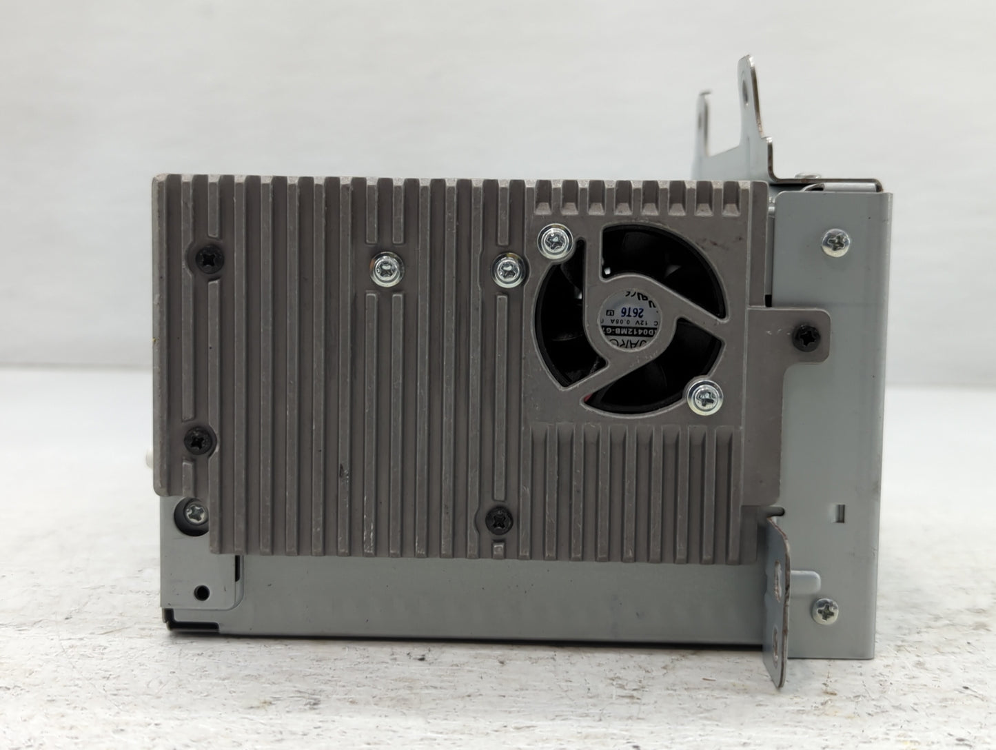 2013 Buick Regal Radio AM FM Cd Player Receiver Replacement P/N:22965237 Fits OEM Used Auto Parts - Oemusedautoparts1.com