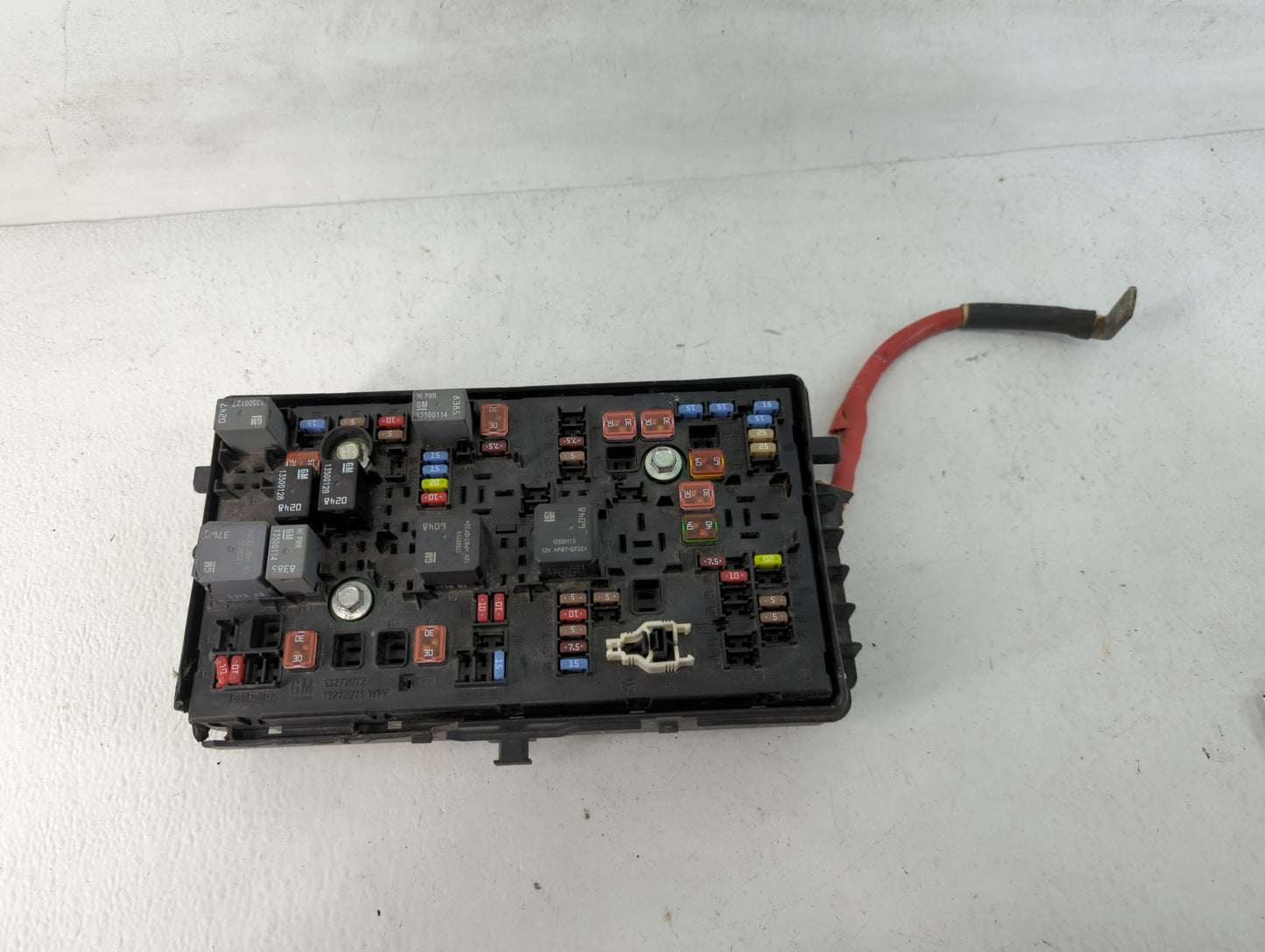 2013 Buick Regal Fusebox Fuse Box Panel Relay Module P/N:13272071 13272072 Fits OEM Used Auto Parts - Oemusedautoparts1.com