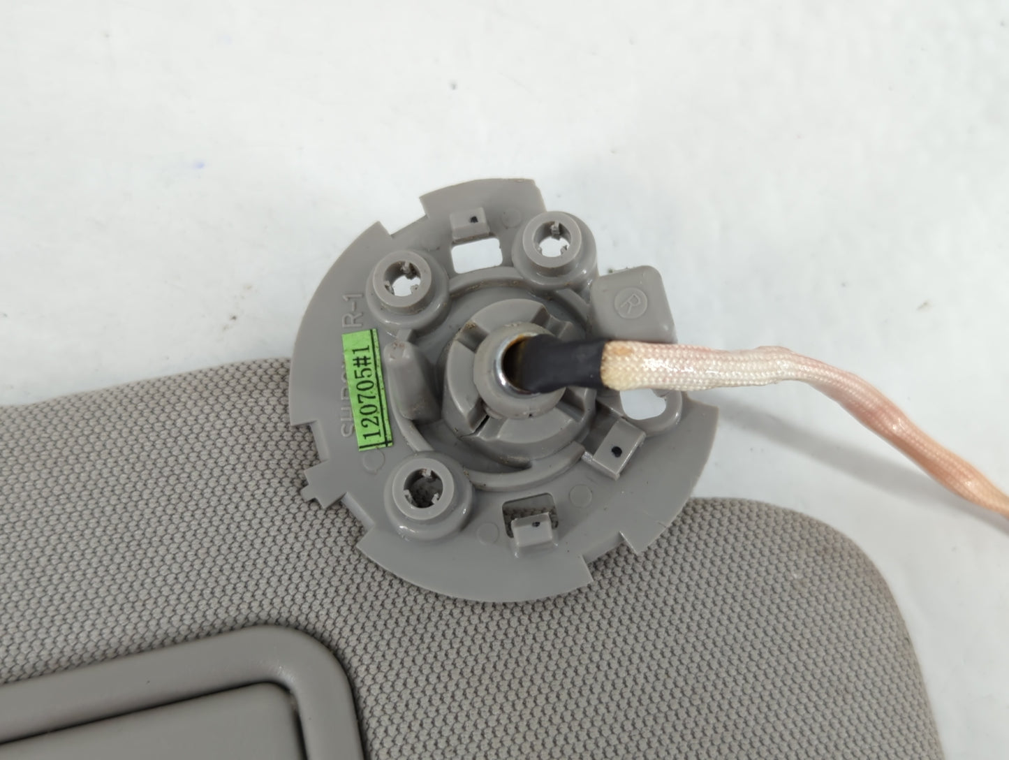 2012-2017 Buick Verano Sun Visor Shade Replacement Passenger Right Mirror Fits Fits 2012 2013 2014 2015 2016 2017 OEM Used A