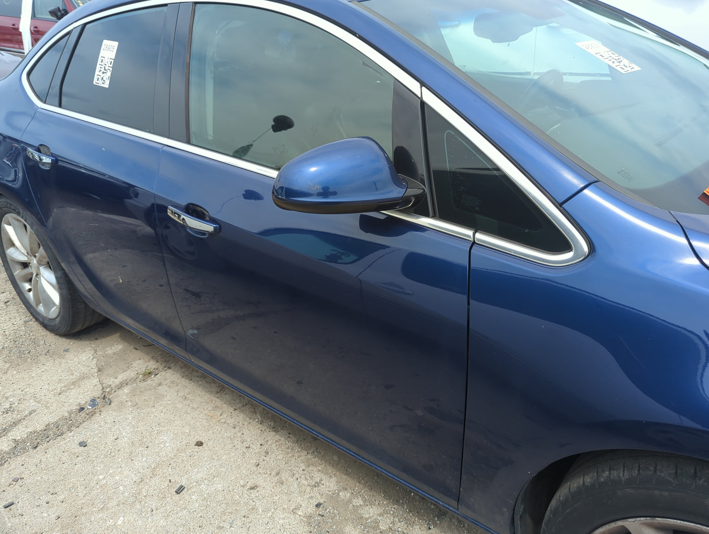 2012-2017 Buick Verano Passenger Front Door Oem - Oemusedautoparts1.com