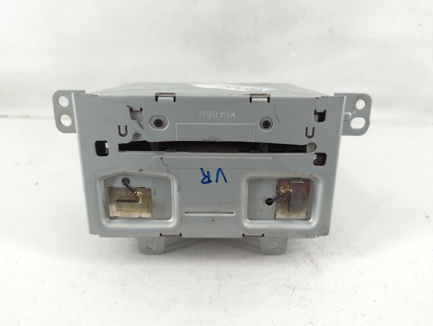 2013 Buick Verano Radio AM FM Cd Player Receiver Replacement P/N:22979837 Fits OEM Used Auto Parts - Oemusedautoparts1.com