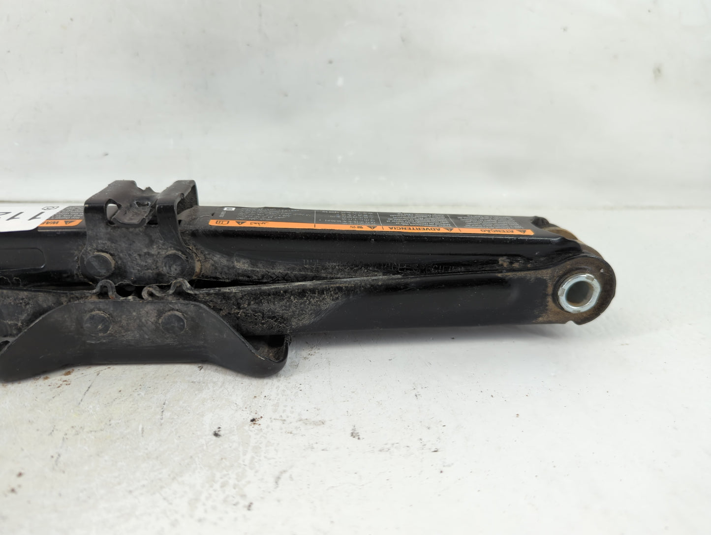 2013 Buick Verano Spare Scissor Car Jack - Oemusedautoparts1.com