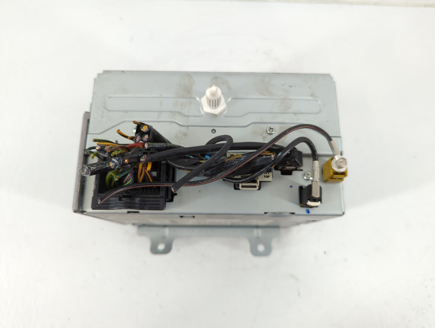 2013 Buick Verano Radio AM FM Cd Player Receiver Replacement P/N:23135481 Fits OEM Used Auto Parts - Oemusedautoparts1.com