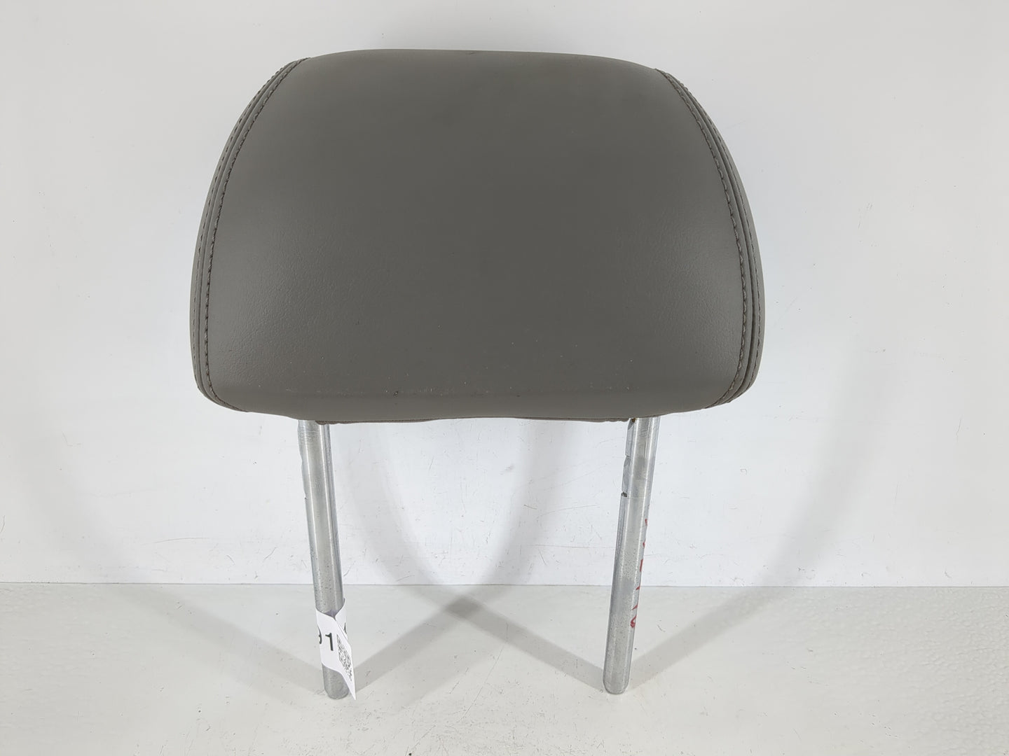 2012-2013 Buick Verano Headrest Head Rest Front Driver Passenger Seat Fits Fits 2012 2013 OEM Used Auto Parts - Oemusedautop