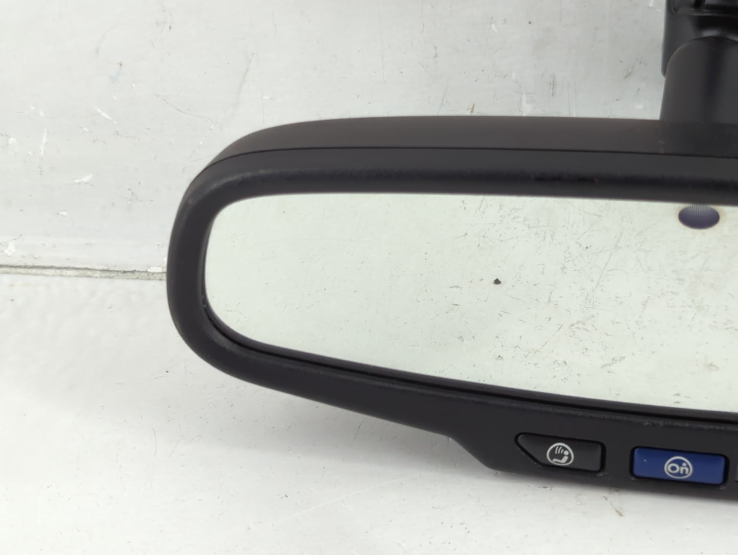 2012-2017 Buick Verano Interior Rear View Mirror Replacement OEM P/N:13584891 Fits OEM Used Auto Parts - Oemusedautoparts1.c