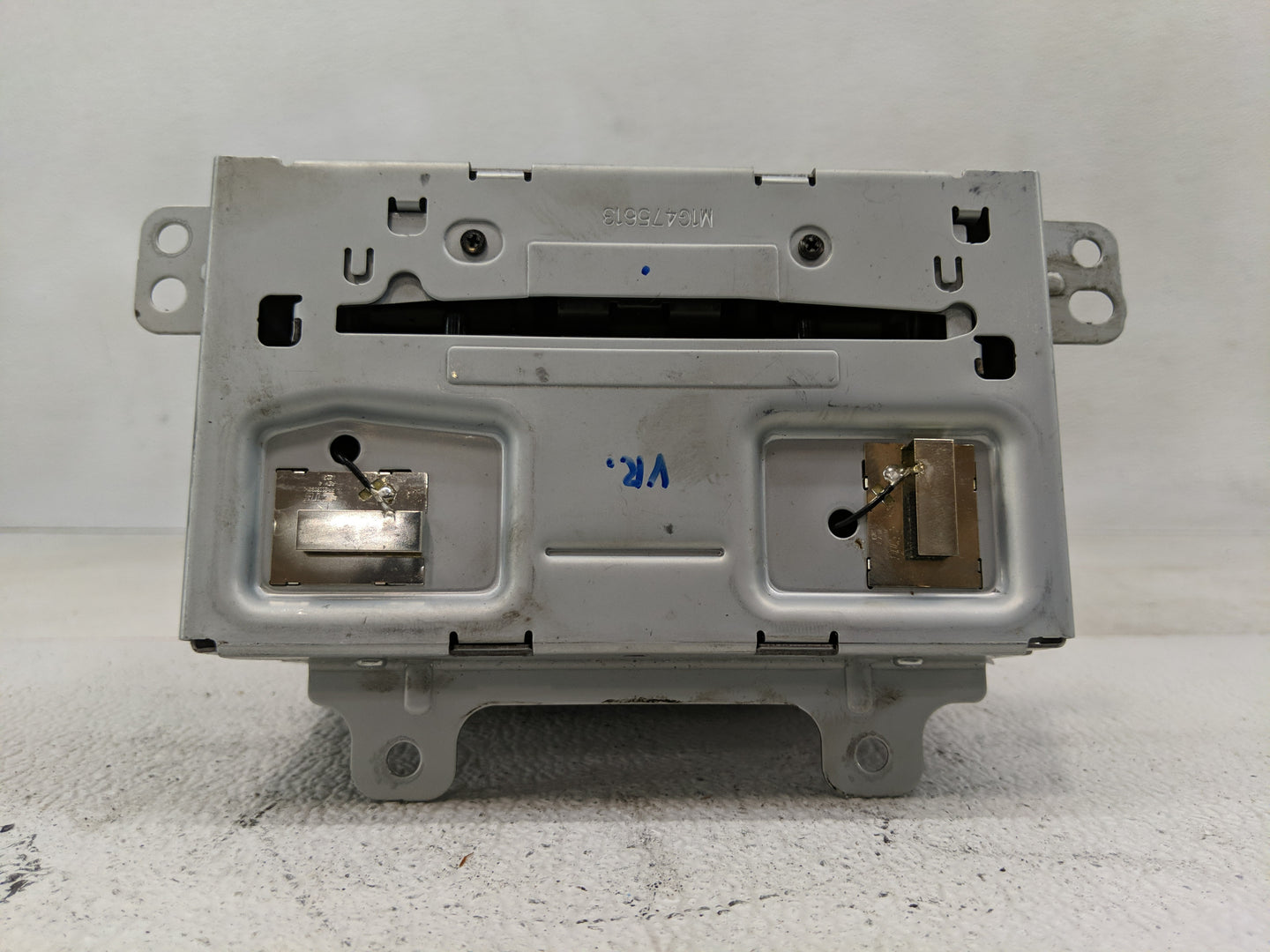 2013 Buick Verano Radio AM FM Cd Player Receiver Replacement Fits OEM Used Auto Parts - Oemusedautoparts1.com
