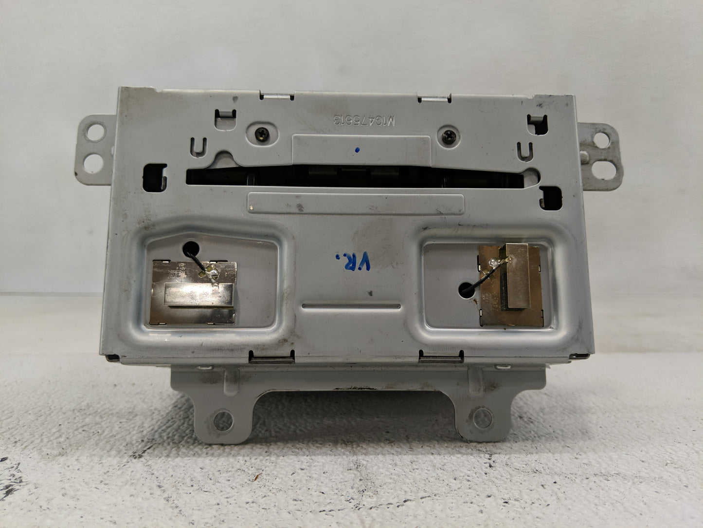2013 Buick Verano Radio AM FM Cd Player Receiver Replacement Fits OEM Used Auto Parts - Oemusedautoparts1.com