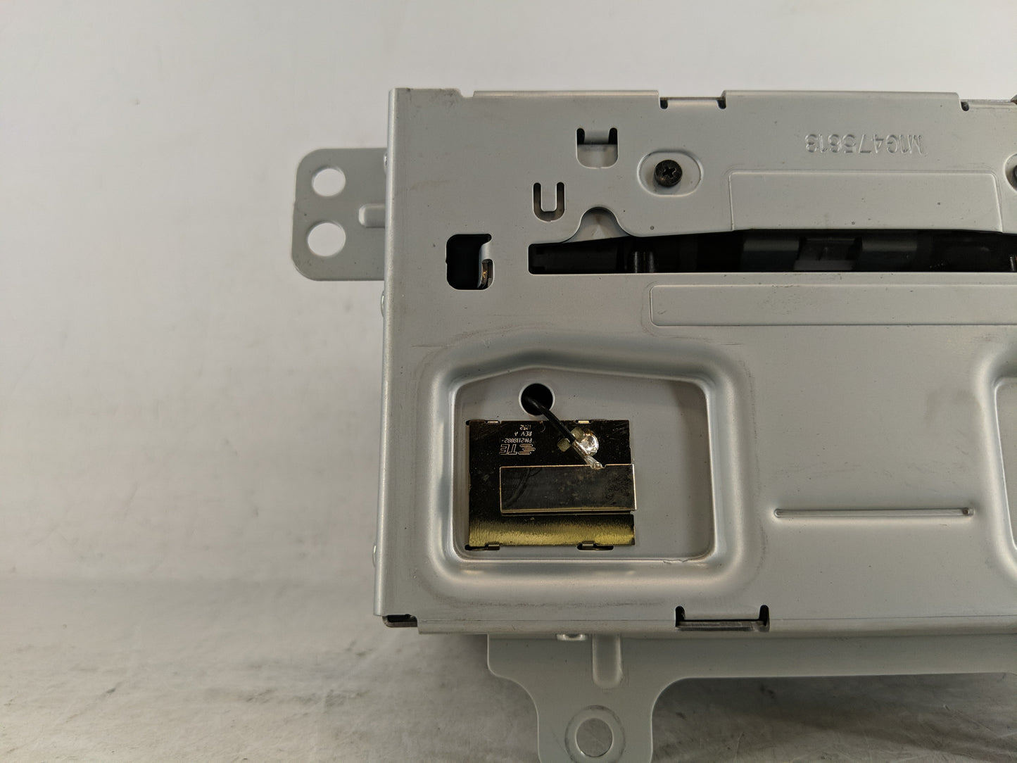 2013 Buick Verano Radio AM FM Cd Player Receiver Replacement P/N:23135481 Fits OEM Used Auto Parts - Oemusedautoparts1.com