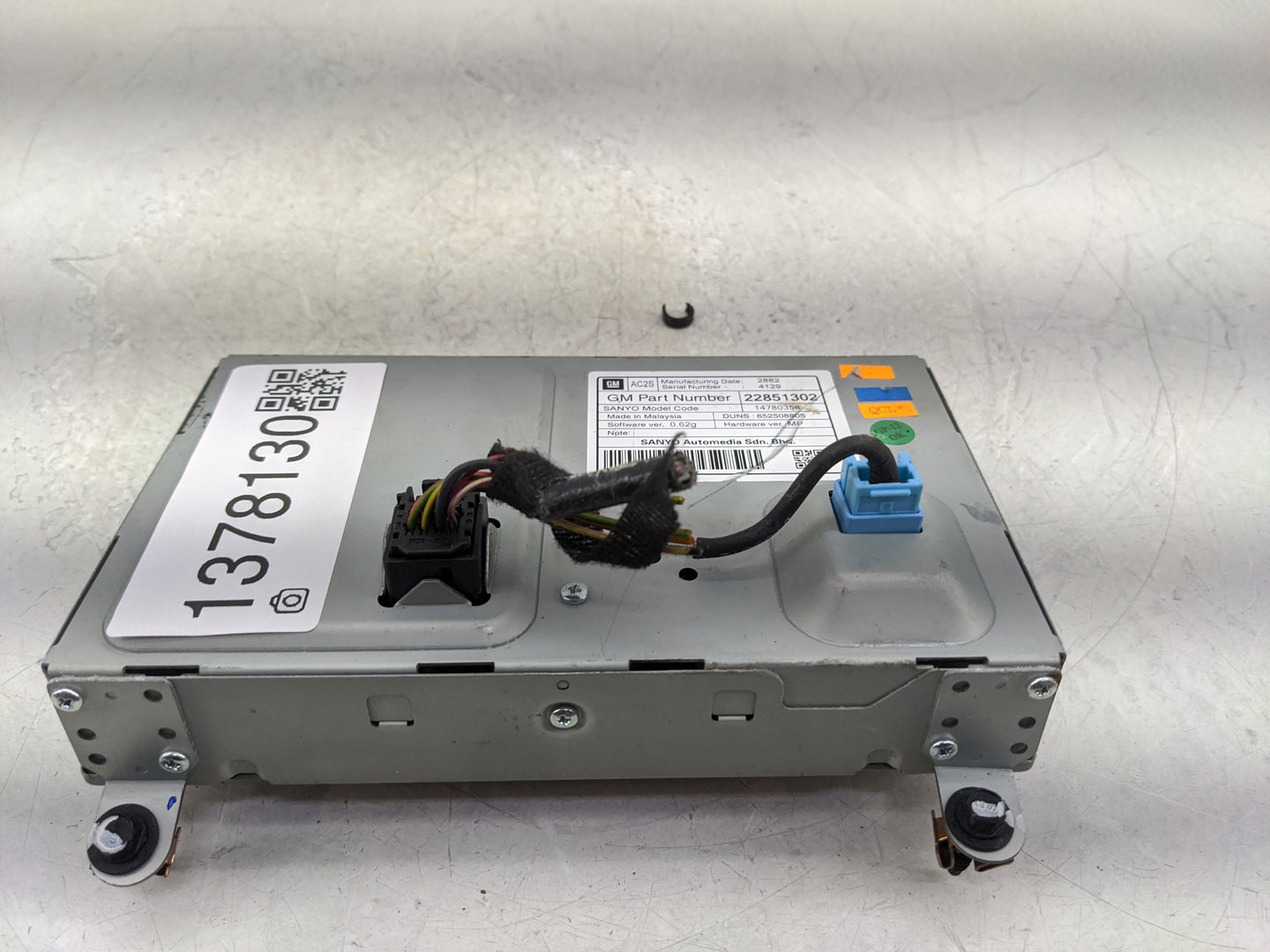 2013 Buick Verano Radio AM FM Cd Player Receiver Replacement P/N:22851302 Fits OEM Used Auto Parts - Oemusedautoparts1.com