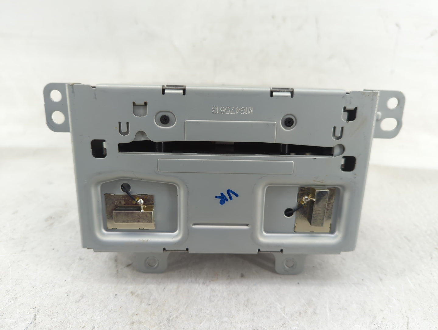 2013 Buick Verano Radio AM FM Cd Player Receiver Replacement P/N:22965237 Fits OEM Used Auto Parts - Oemusedautoparts1.com