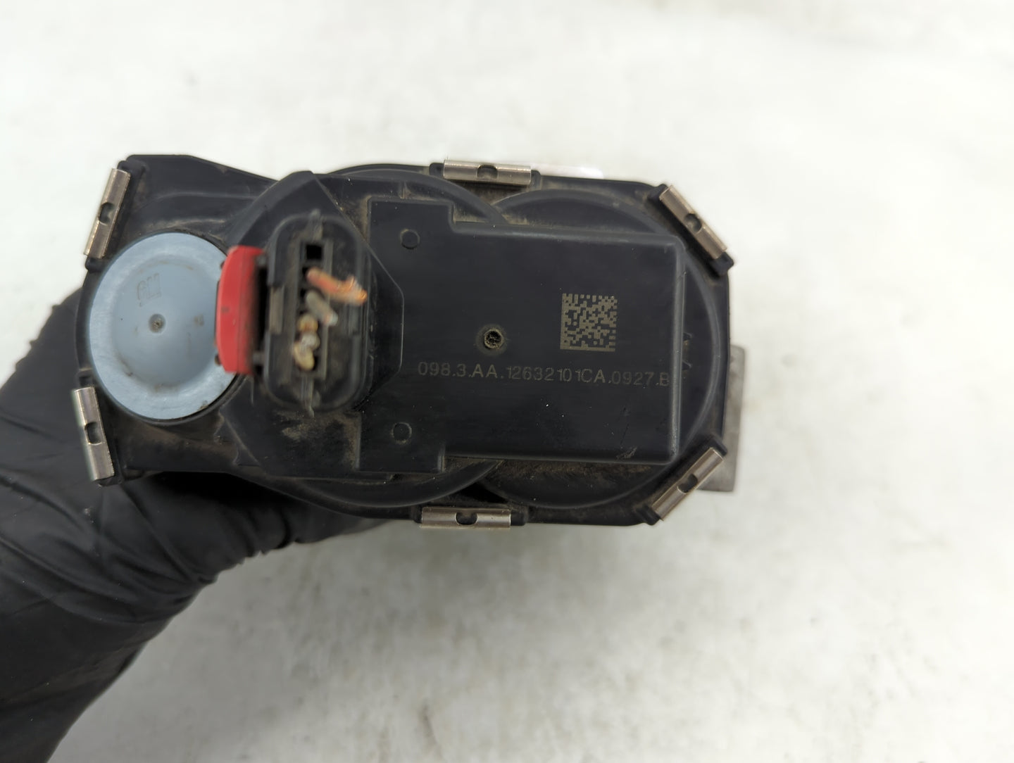 2012-2015 Buick Verano Throttle Body P/N:12632101CA Fits Fits 2012 2013 2014 2015 OEM Used Auto Parts - Oemusedautoparts1.co