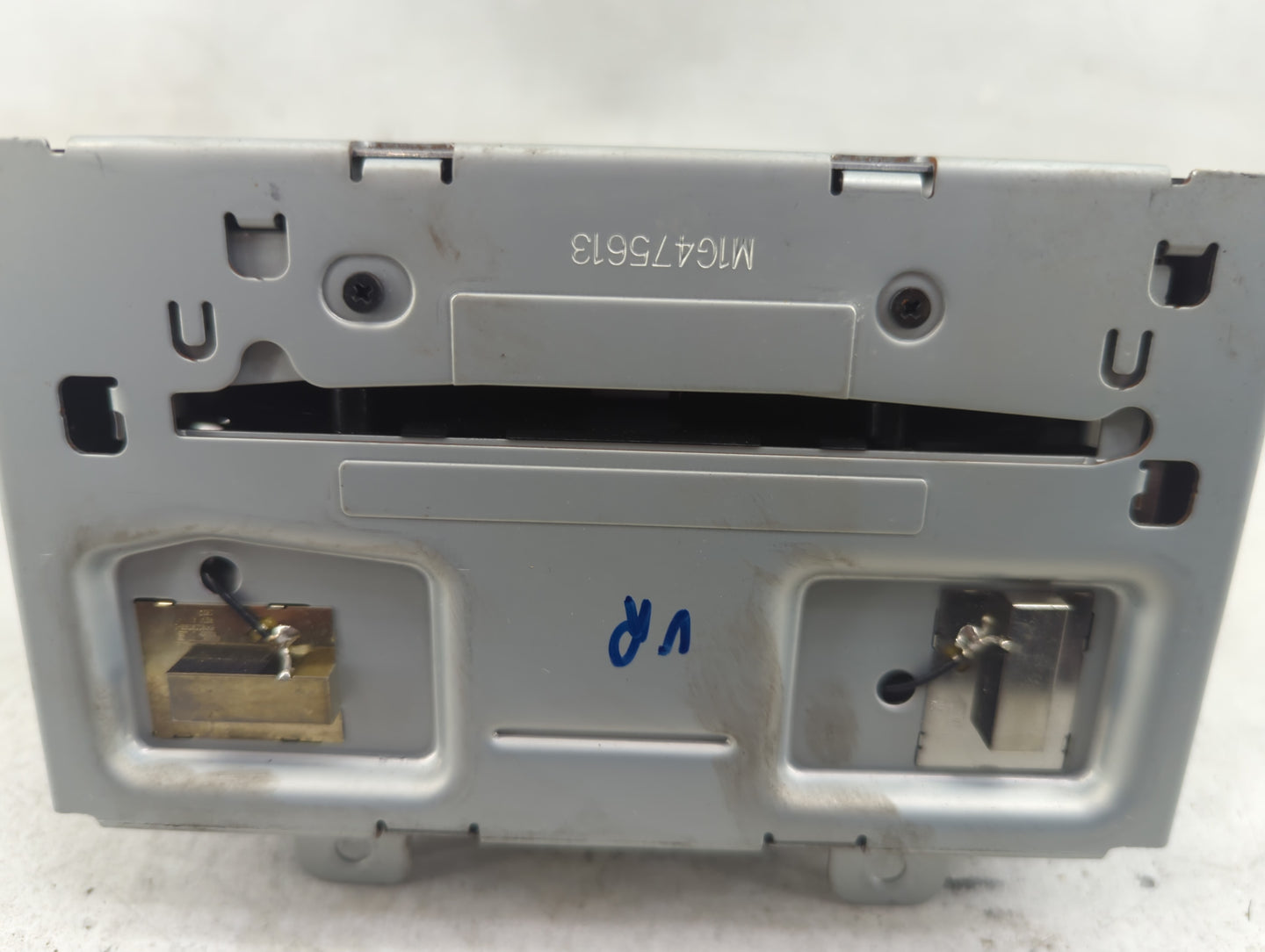 2013 Buick Verano Radio AM FM Cd Player Receiver Replacement P/N:22979837 Fits OEM Used Auto Parts - Oemusedautoparts1.com