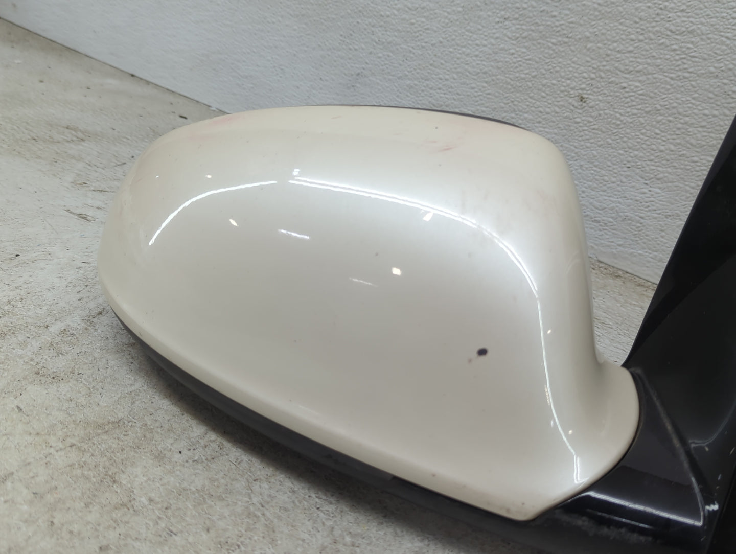 2013-2017 Buick Verano Passenger Side View Mirror - Right Door Mirror OEM Used - Oemusedautoparts1.com