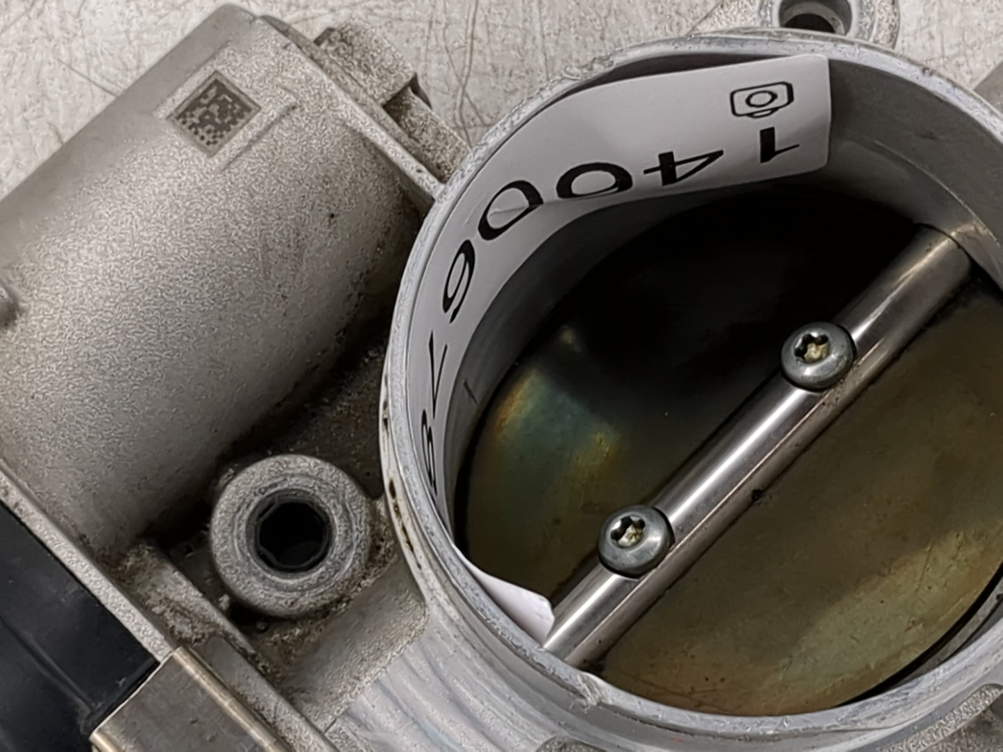 2012-2015 Buick Verano Throttle Body P/N:12632101 Fits Fits 2012 2013 2014 2015 OEM Used Auto Parts - Oemusedautoparts1.com