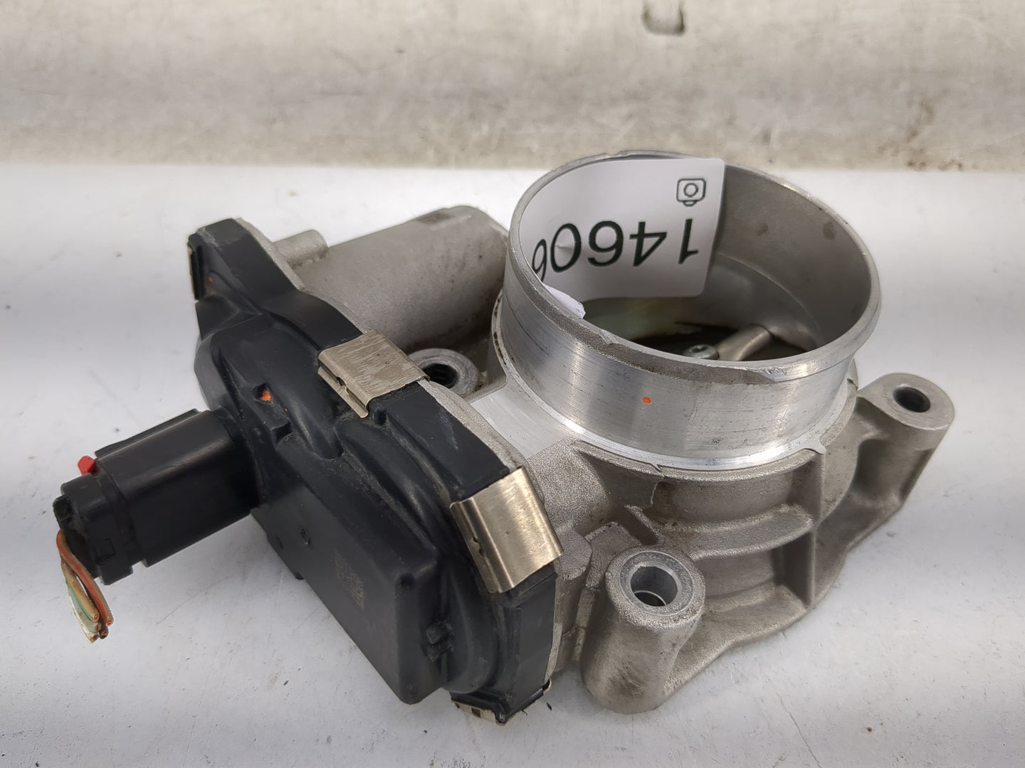 2012-2015 Buick Verano Throttle Body P/N:12632101 Fits Fits 2012 2013 2014 2015 OEM Used Auto Parts - Oemusedautoparts1.com