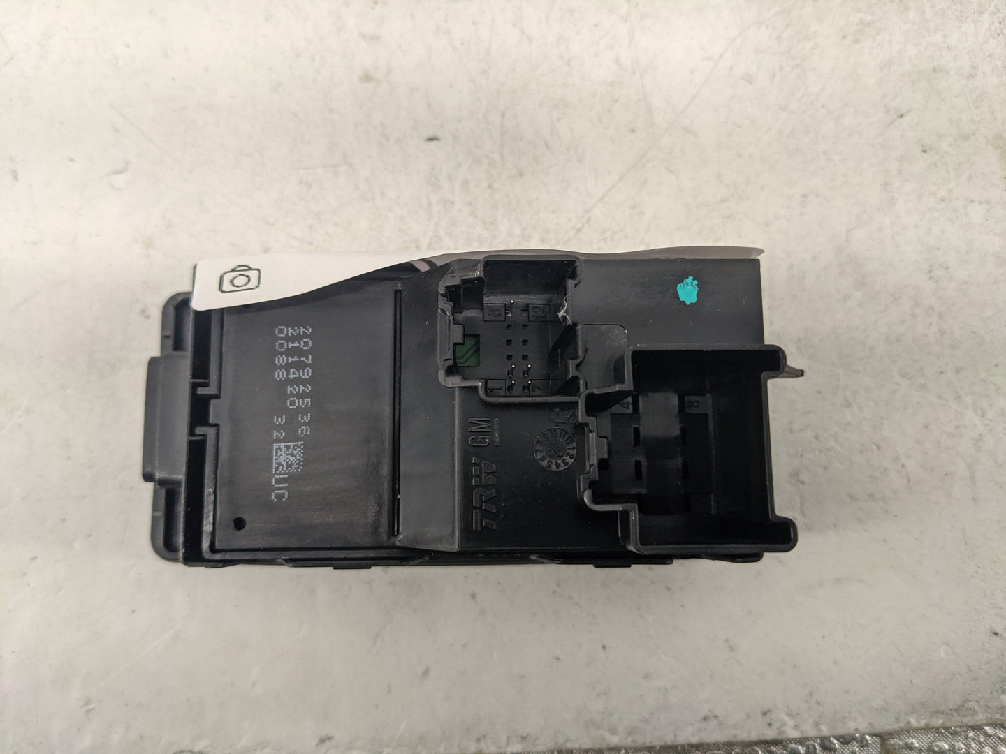 2013 Buick Verano Master Power Window Switch Replacement Driver Side Left P/N:20792536 Fits OEM Used Auto Parts - Oemusedaut