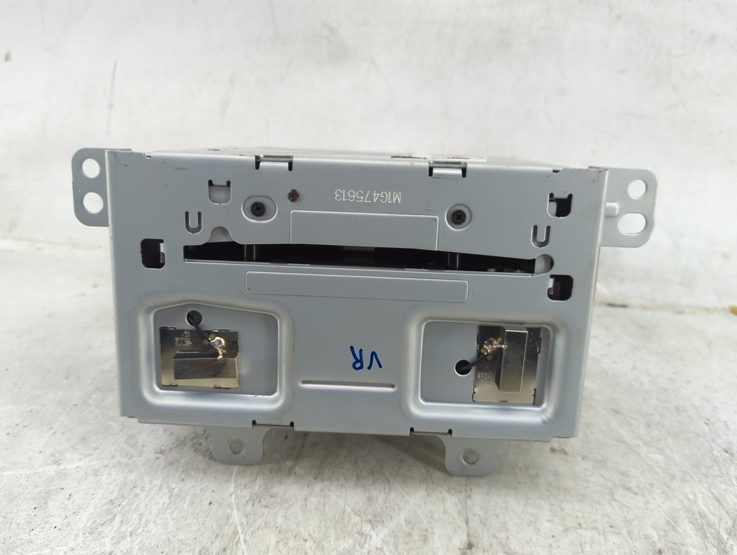 2013 Buick Verano Radio AM FM Cd Player Receiver Replacement P/N:22979837 GA-130-COLR-NS, CQ-FG72E7GDA Fits OEM Used Auto Pa